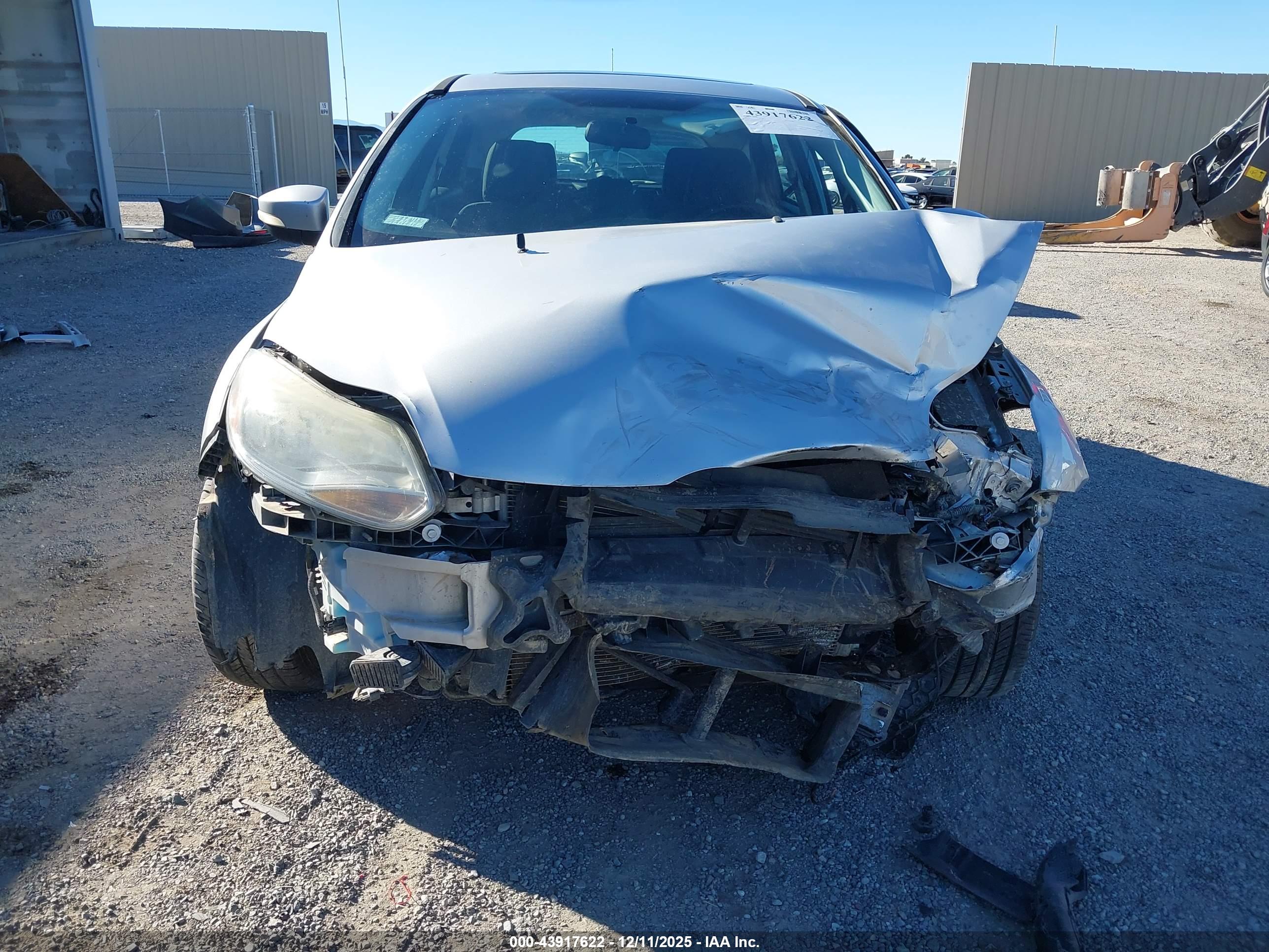 FORD FOCUS image 6
