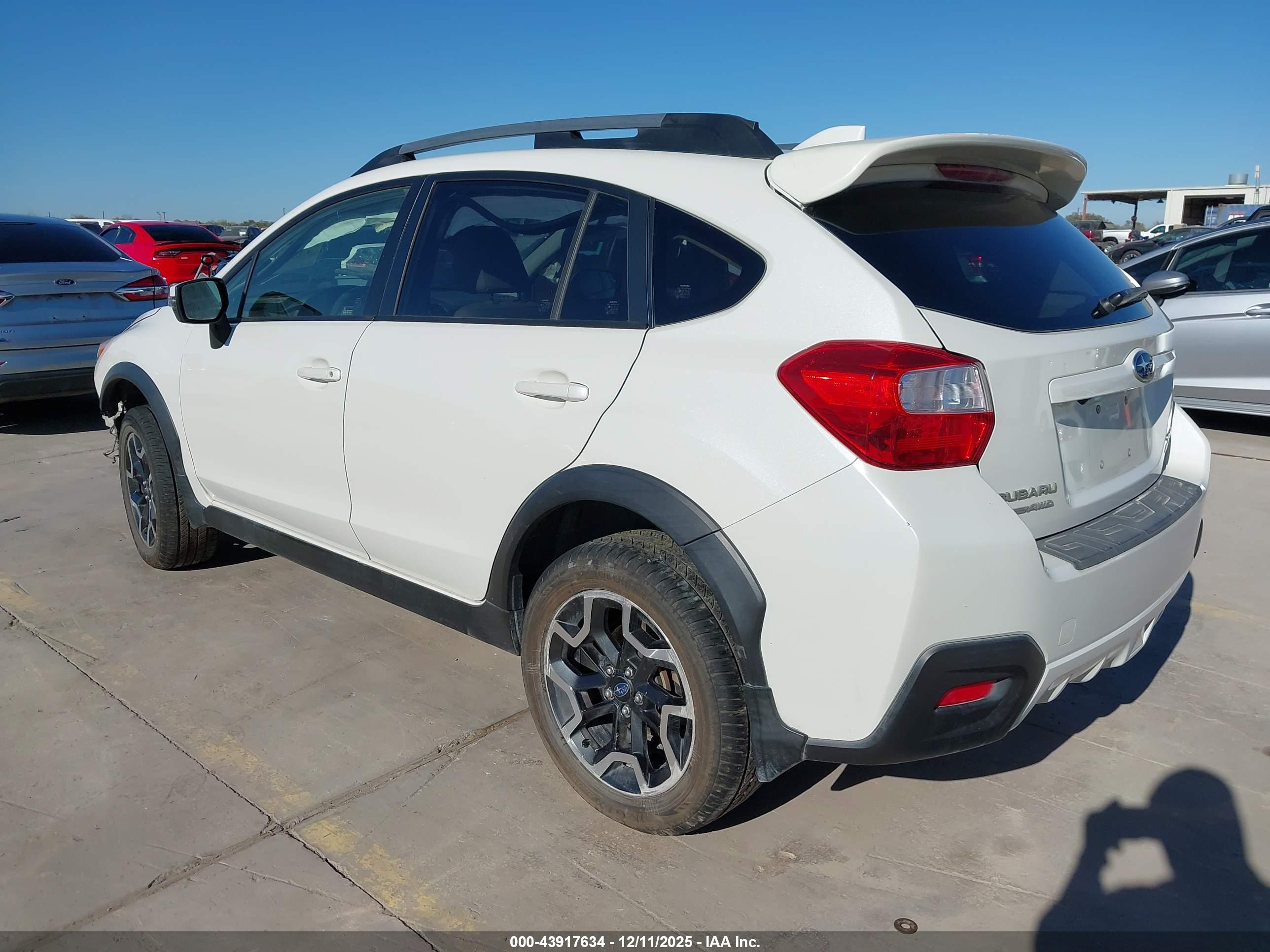 SUBARU CROSSTREK image 3
