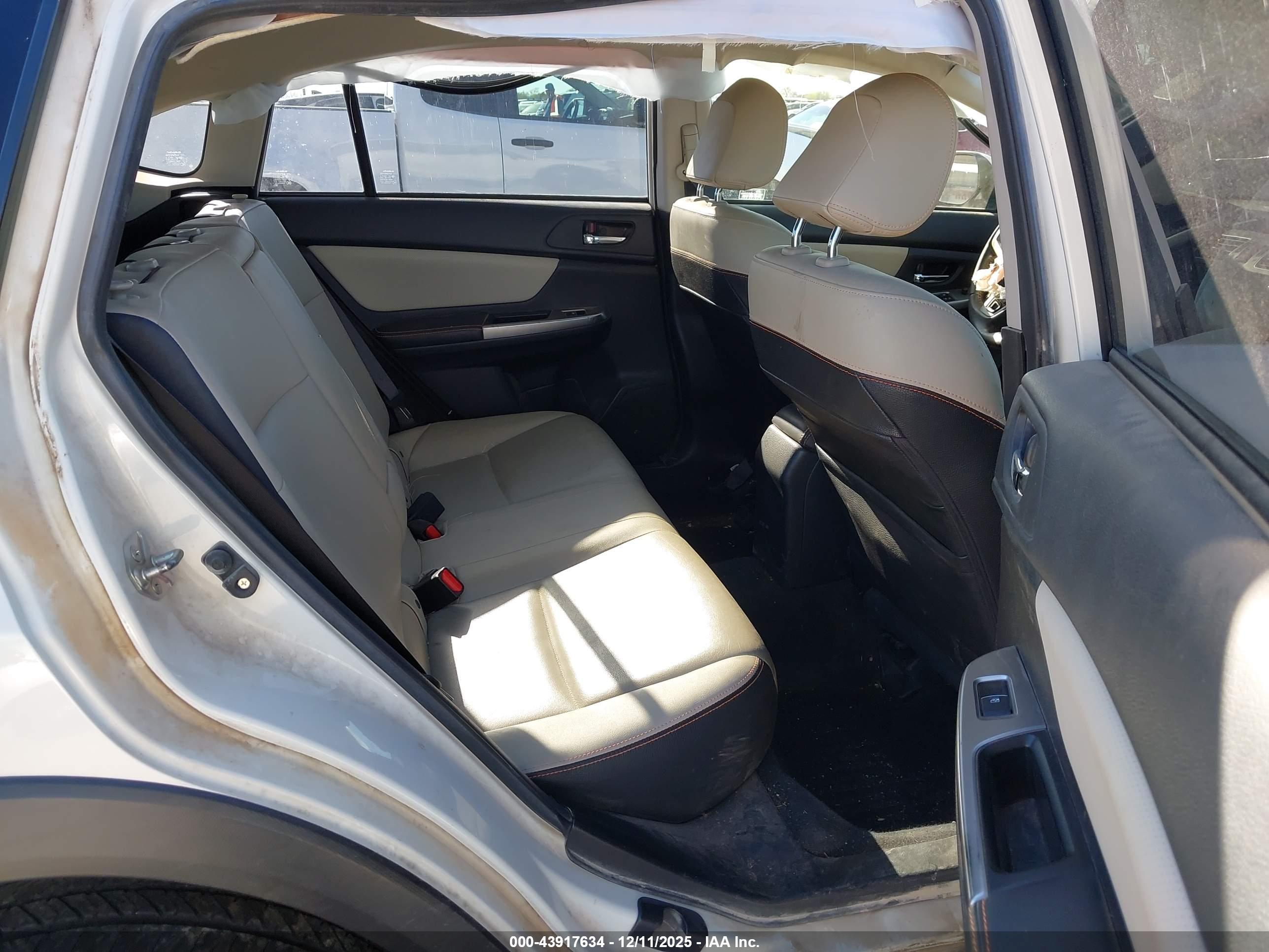 SUBARU CROSSTREK image 8