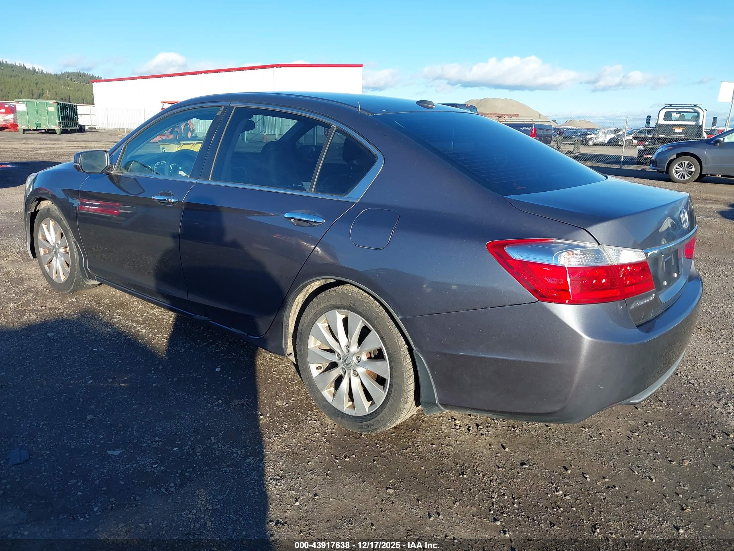 HONDA ACCORD image 3