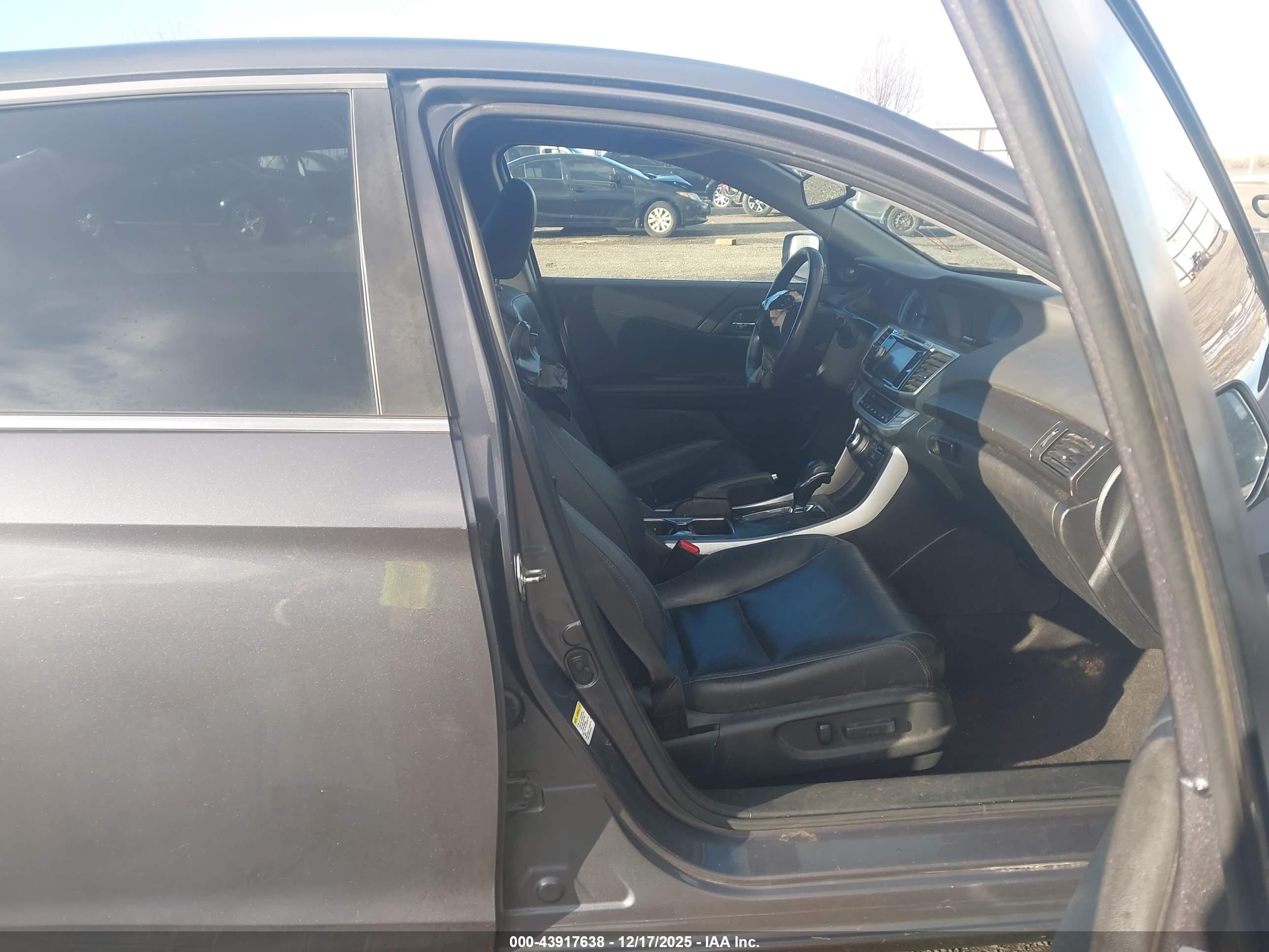 HONDA ACCORD image 5