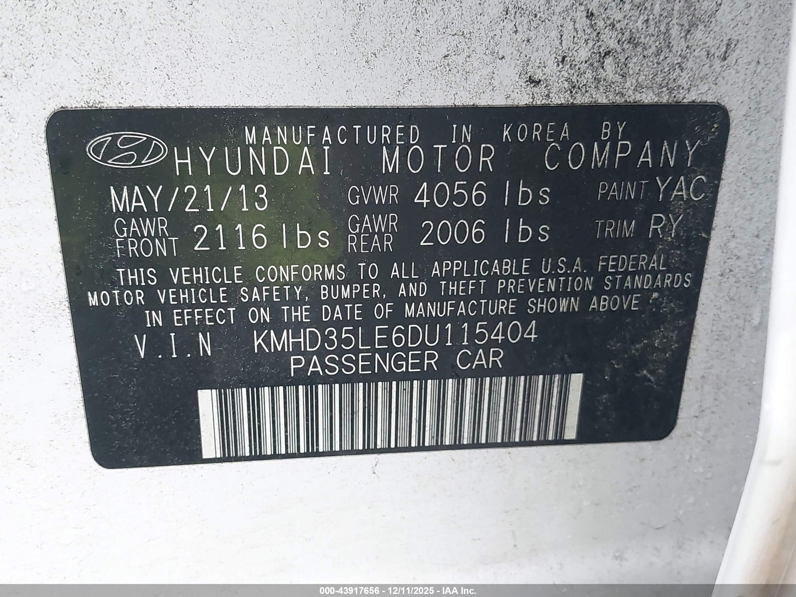HYUNDAI ELANTRA image 9