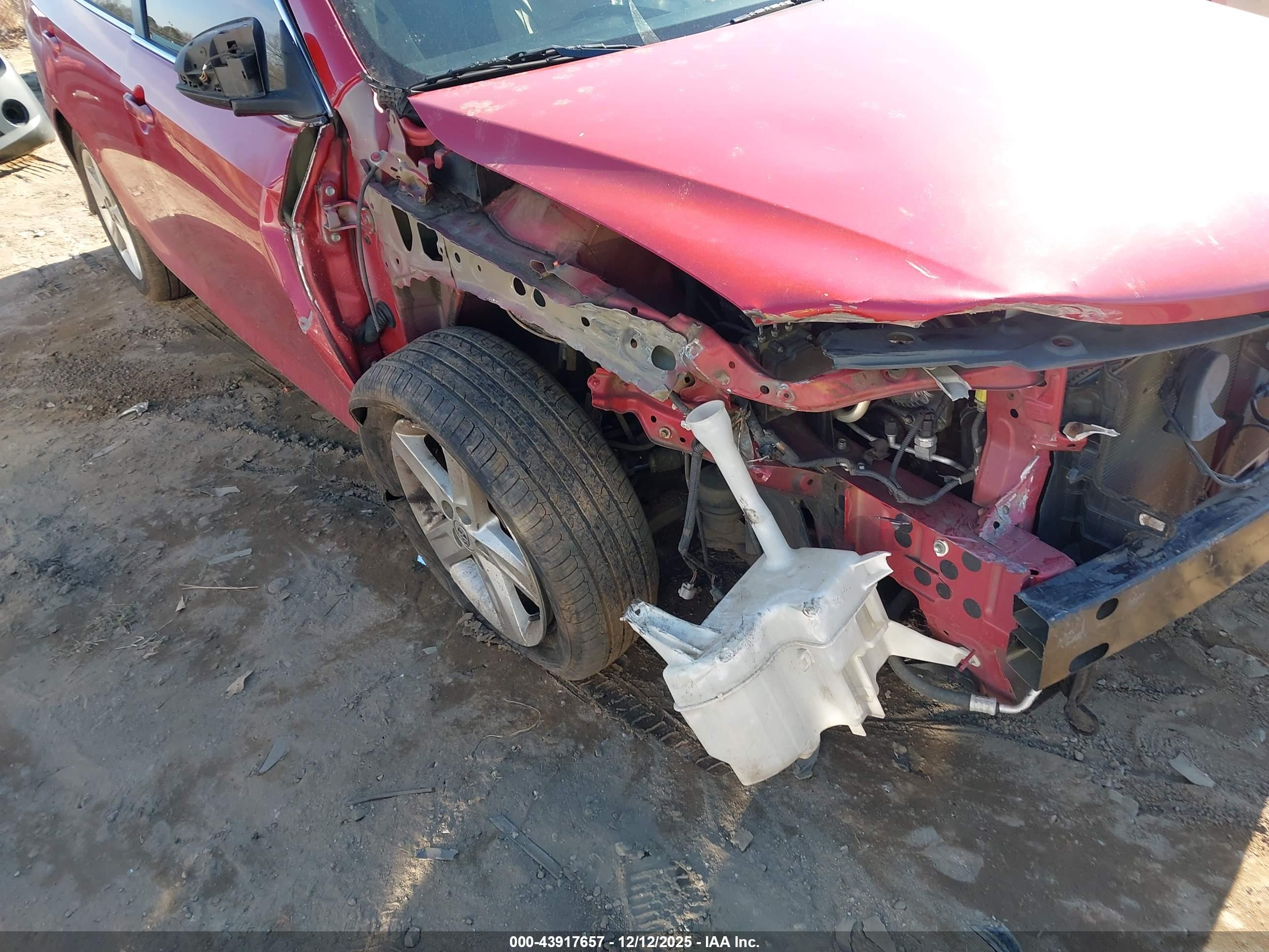 TOYOTA CAMRY image 6