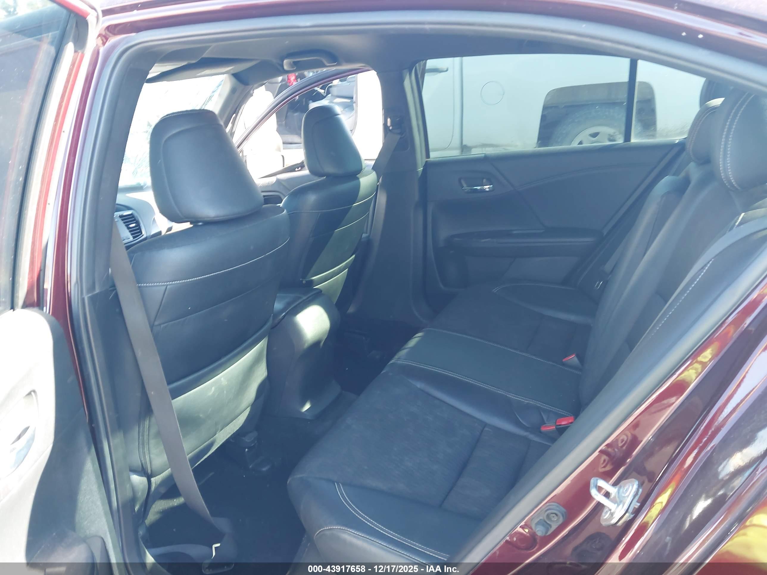 HONDA ACCORD image 8