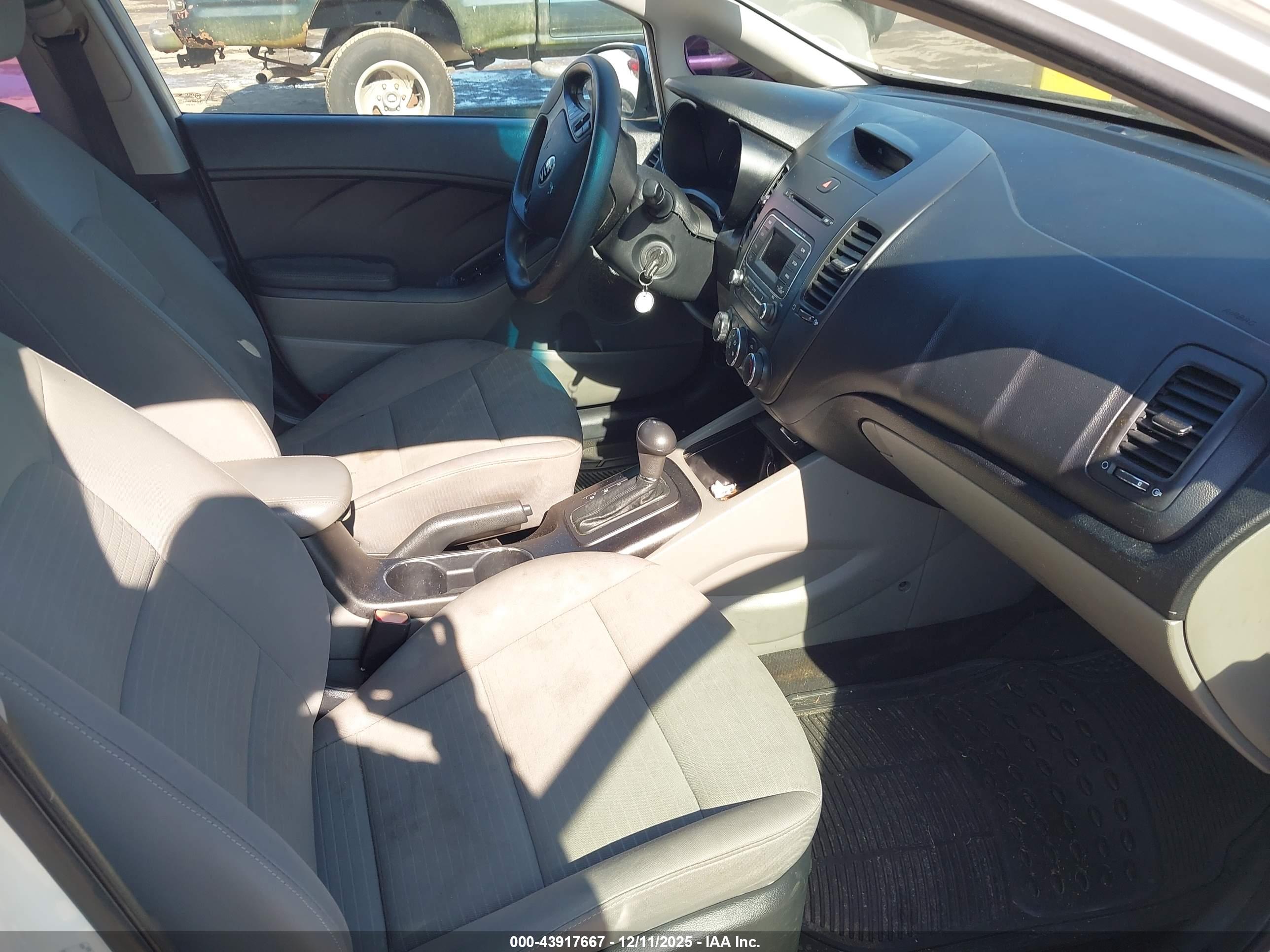 KIA FORTE image 5