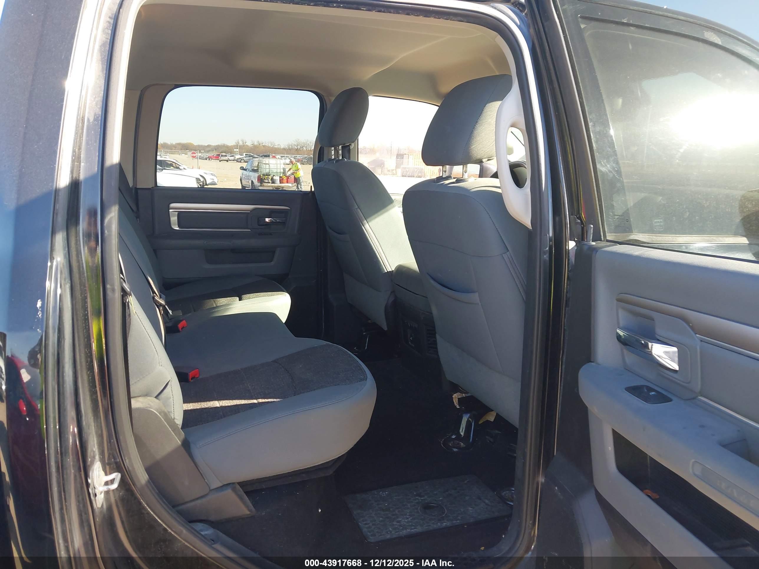 RAM 1500 image 8