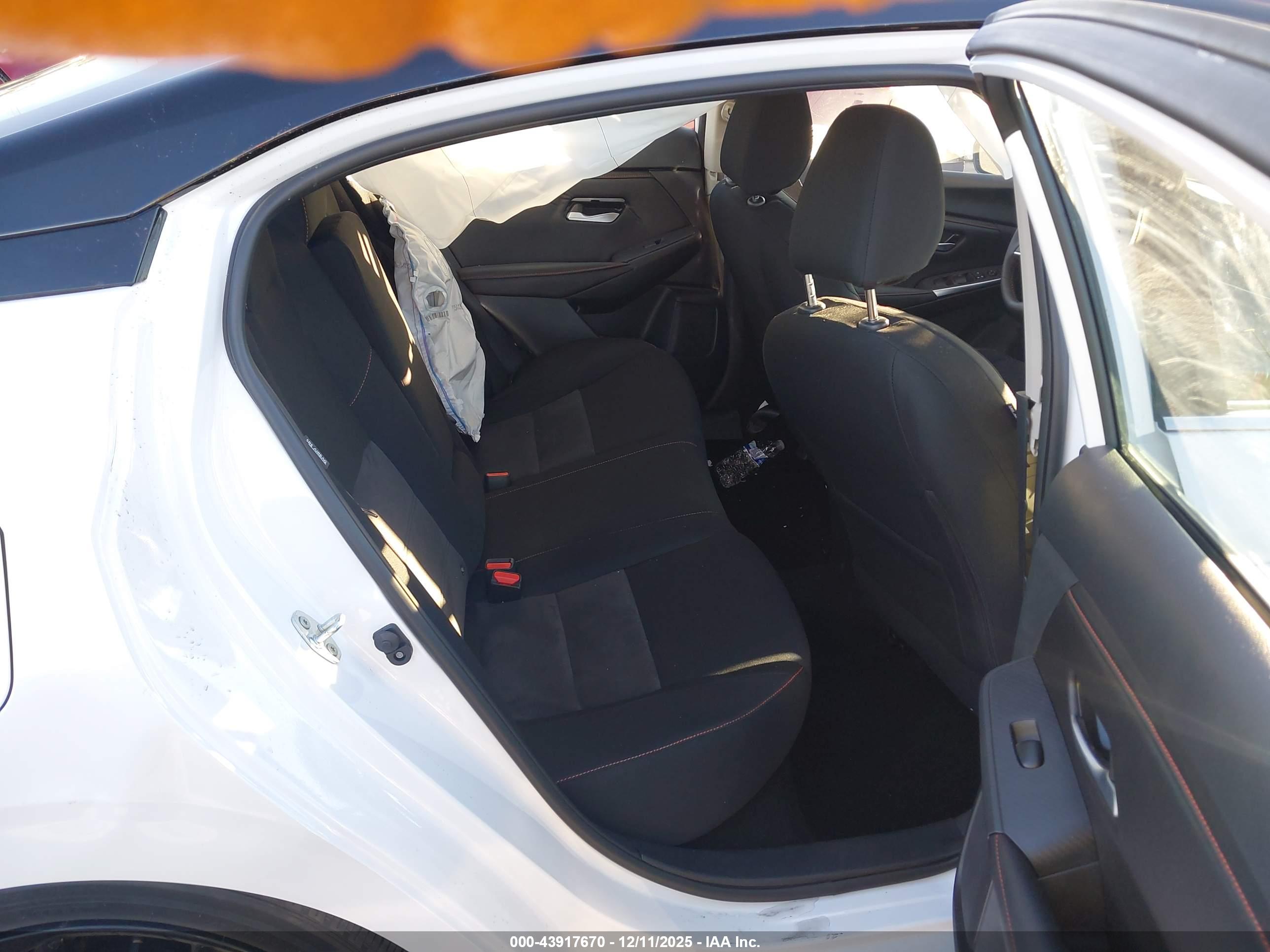 NISSAN SENTRA image 8