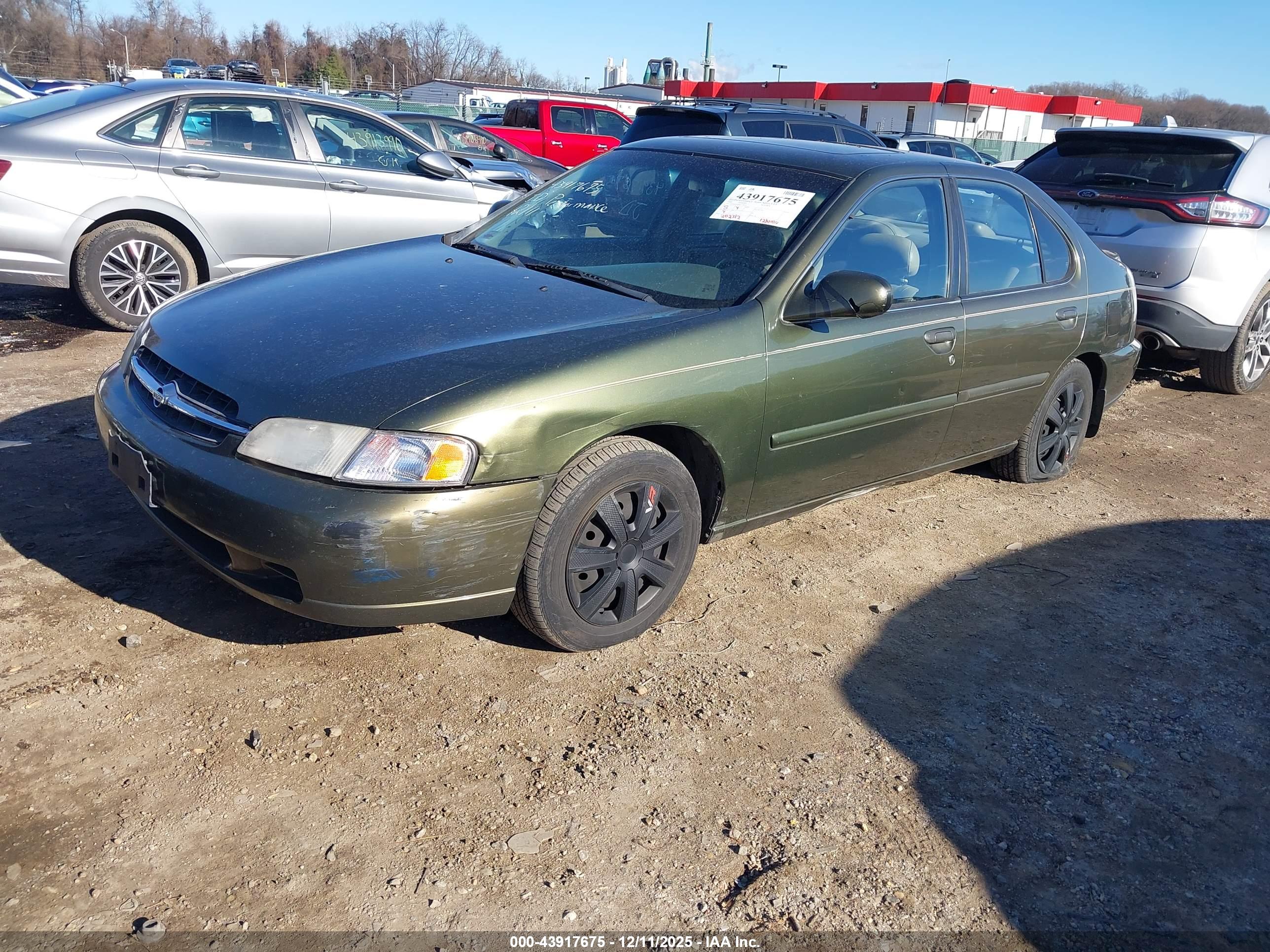 NISSAN ALTIMA image 2