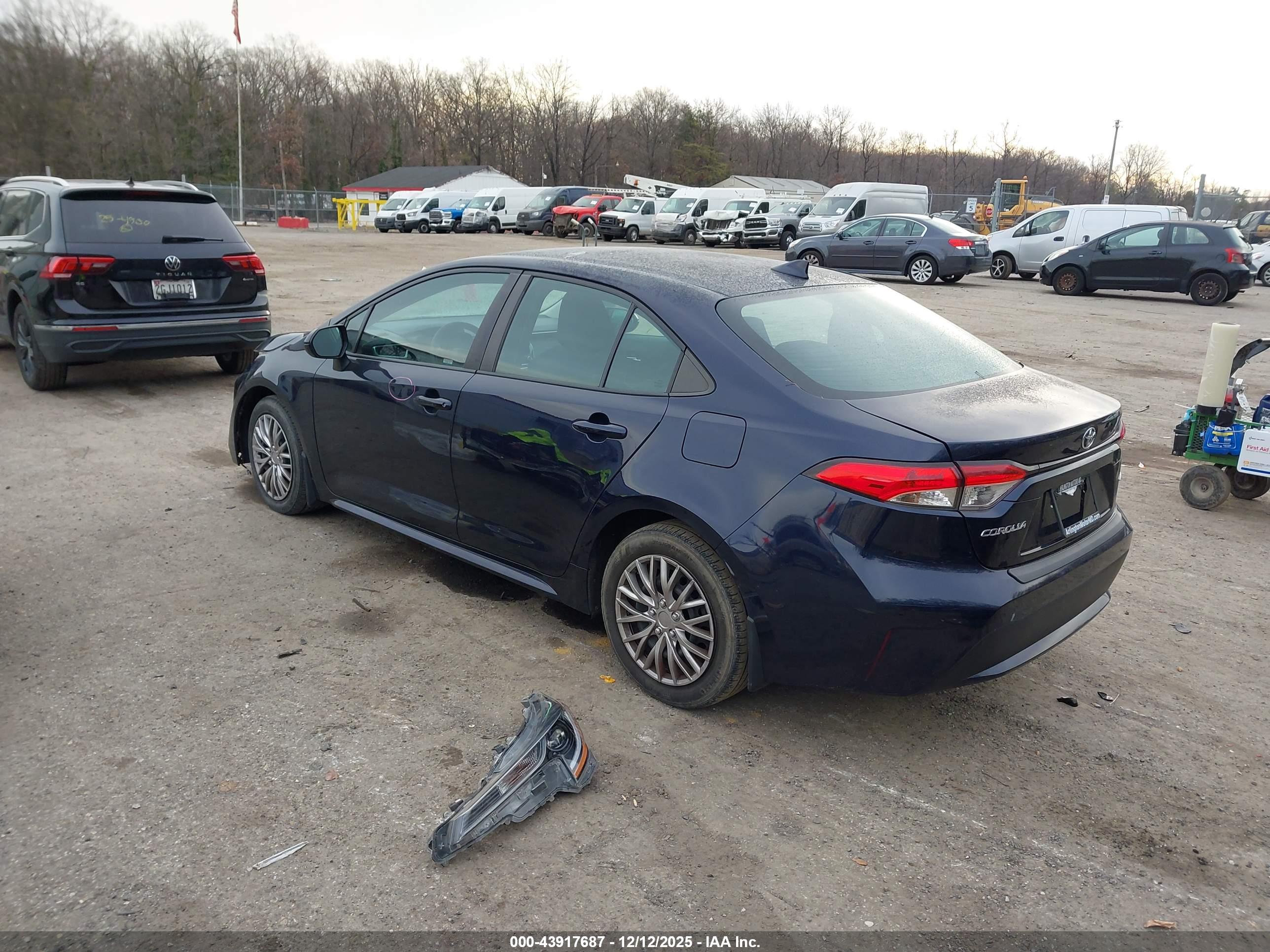 TOYOTA COROLLA image 3