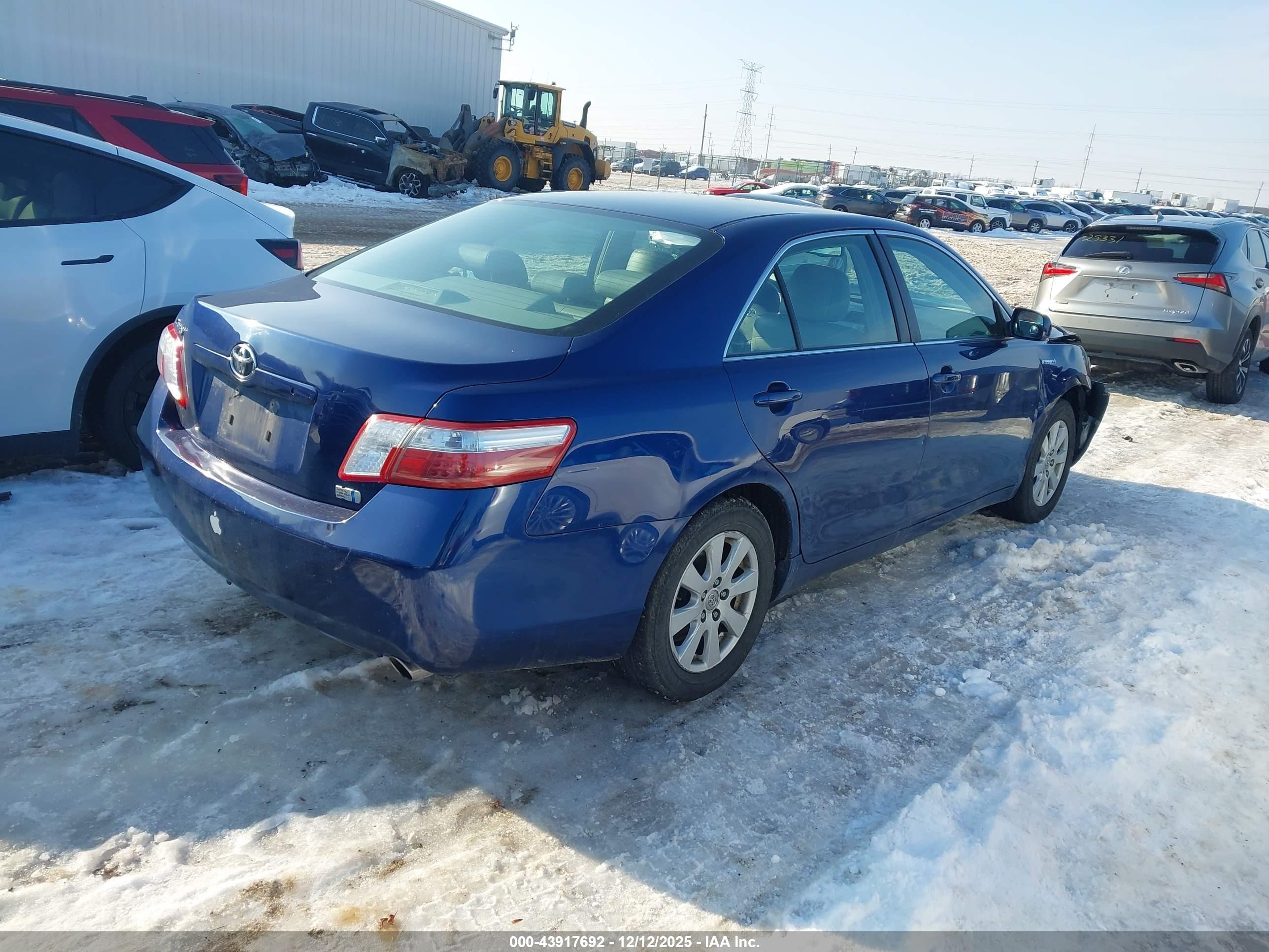 TOYOTA CAMRY image 4