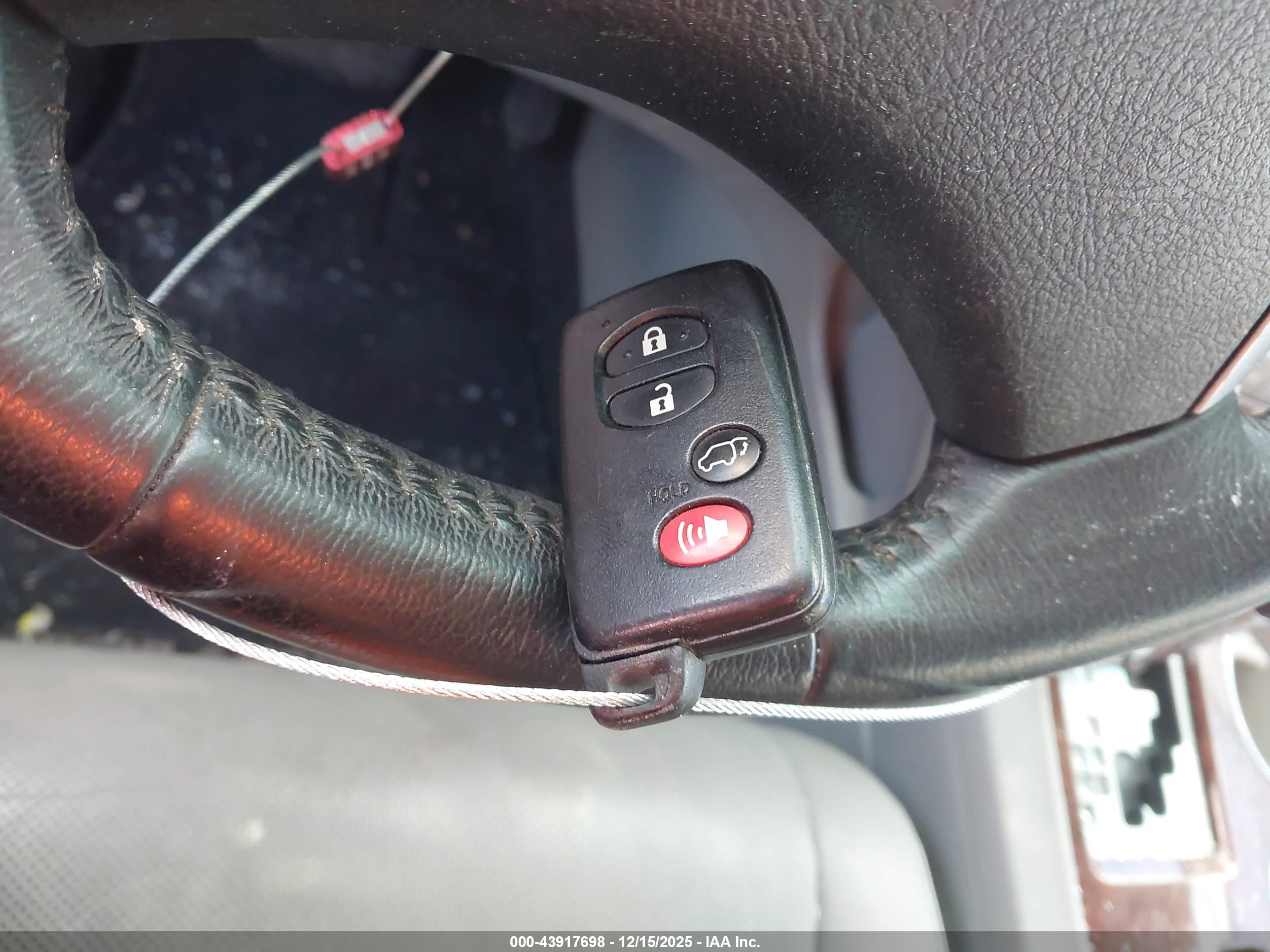 TOYOTA HIGHLANDER image 11