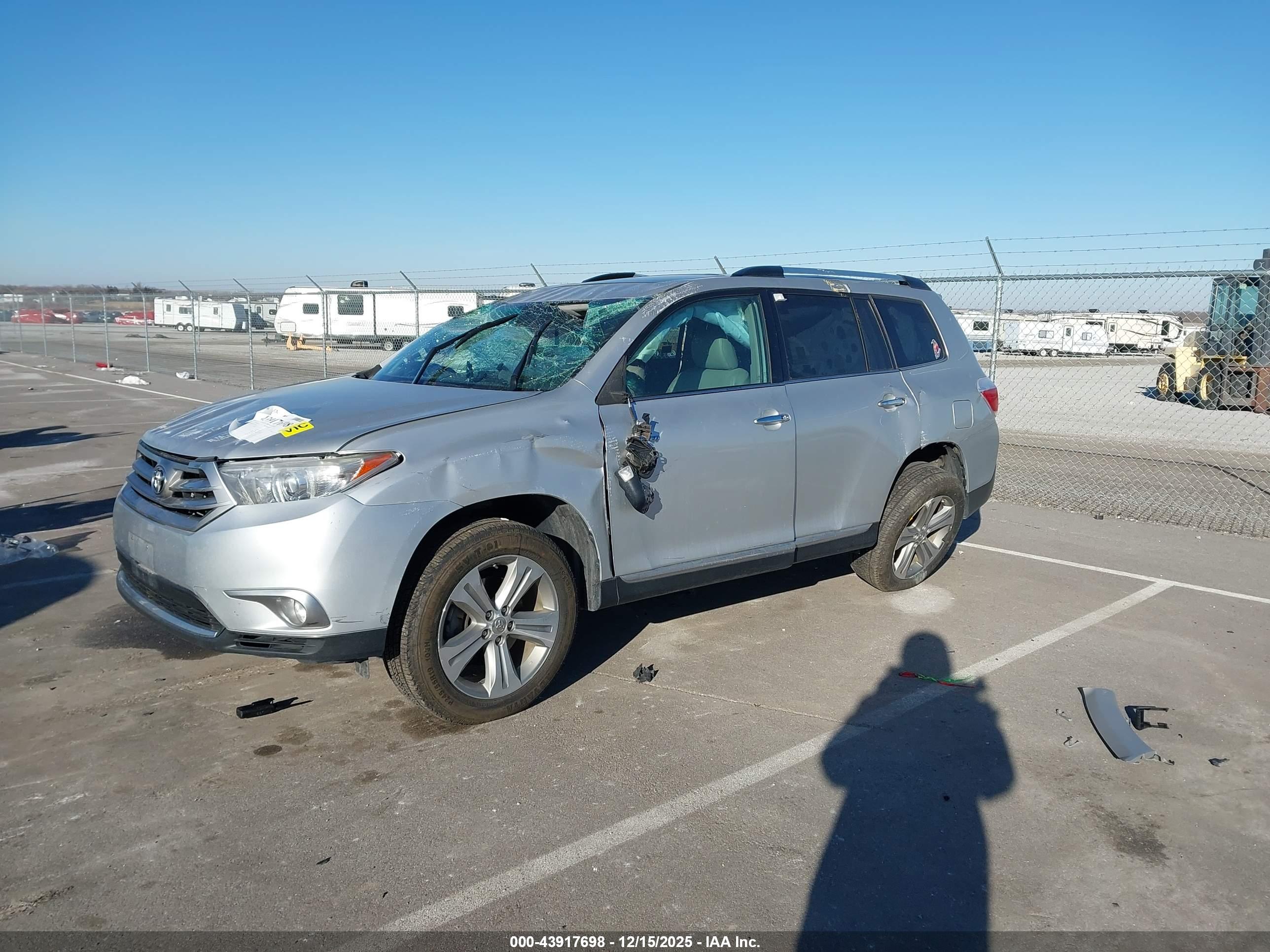 TOYOTA HIGHLANDER image 2