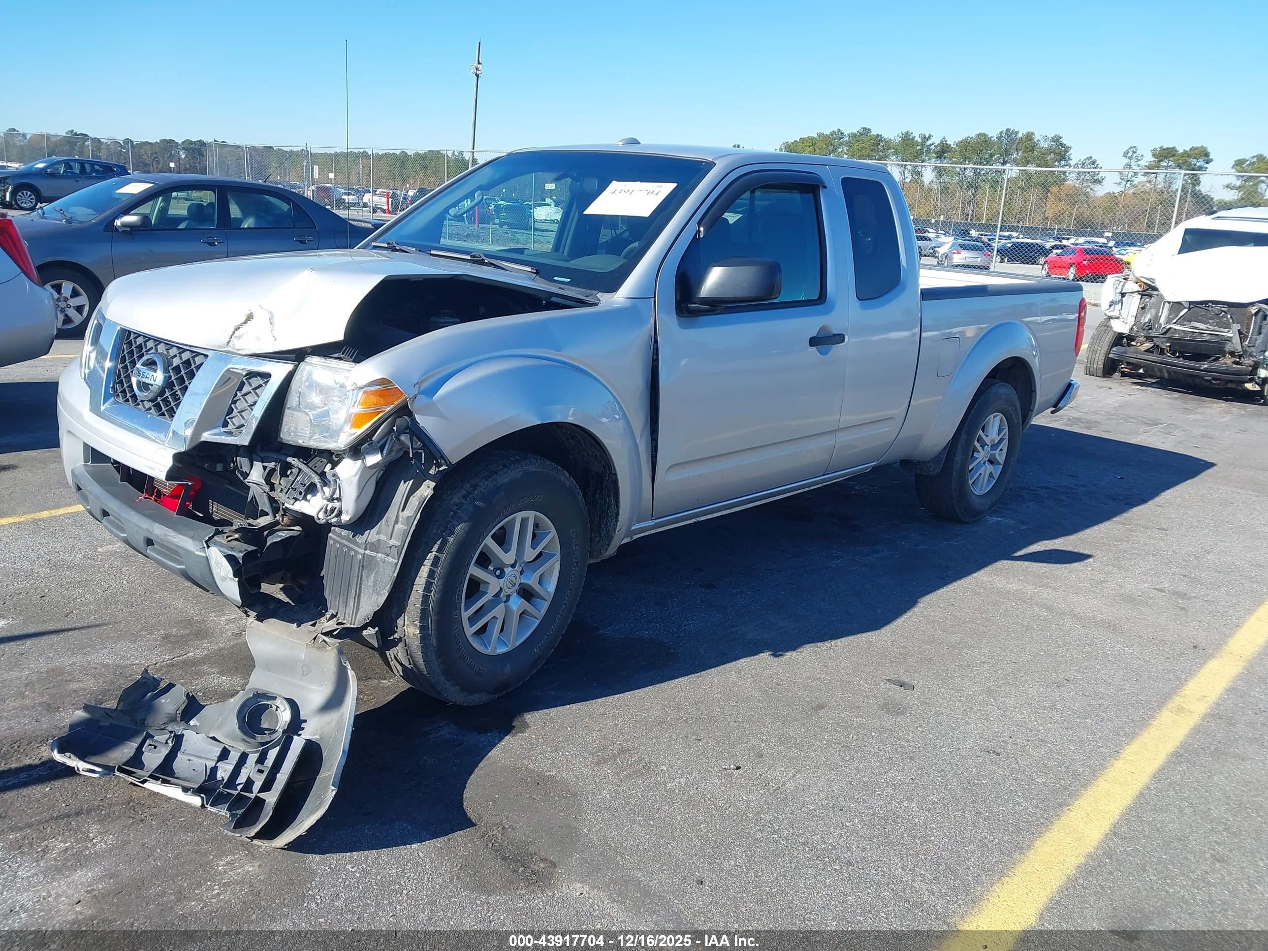NISSAN FRONTIER image 2