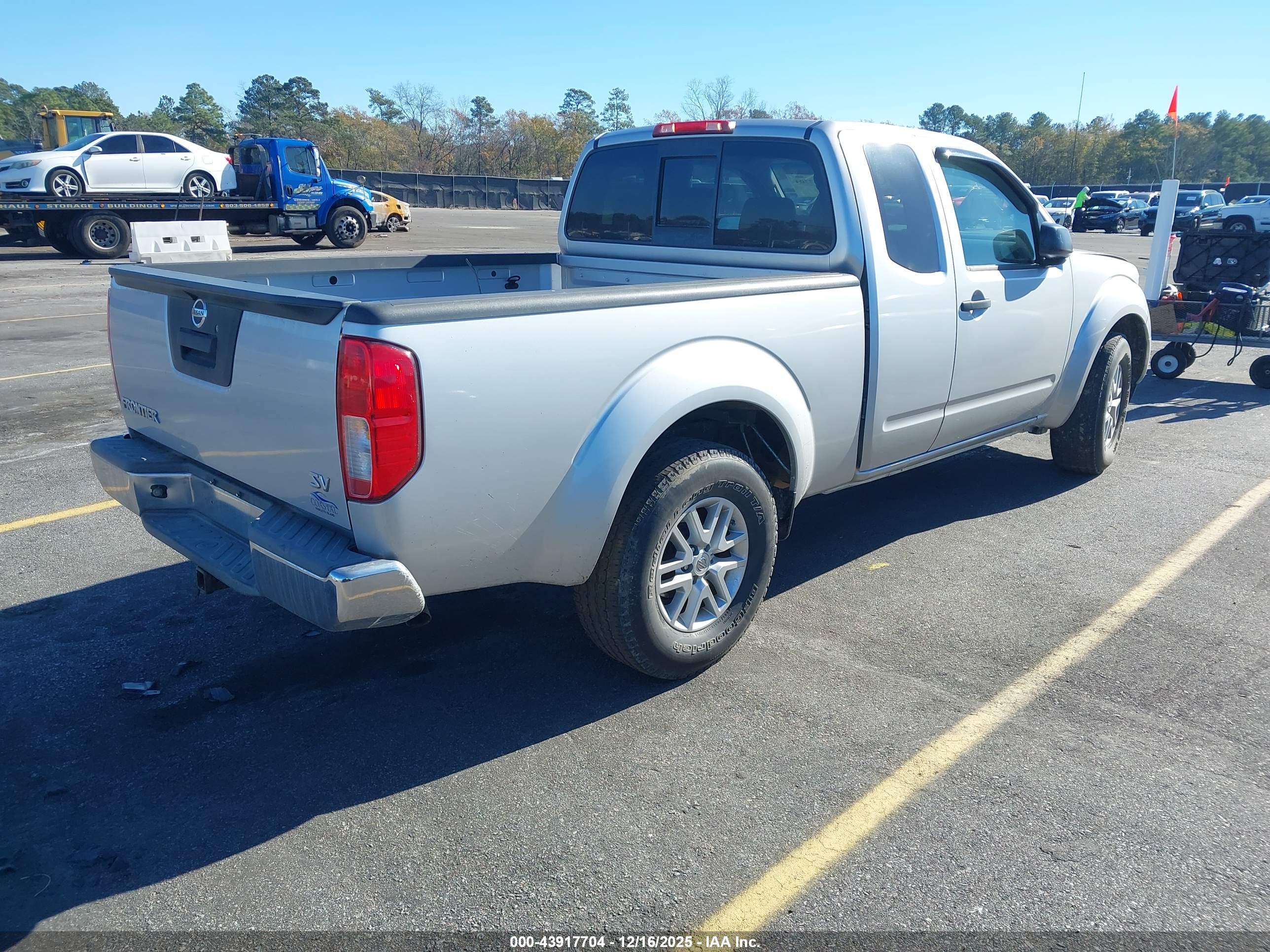 NISSAN FRONTIER image 4