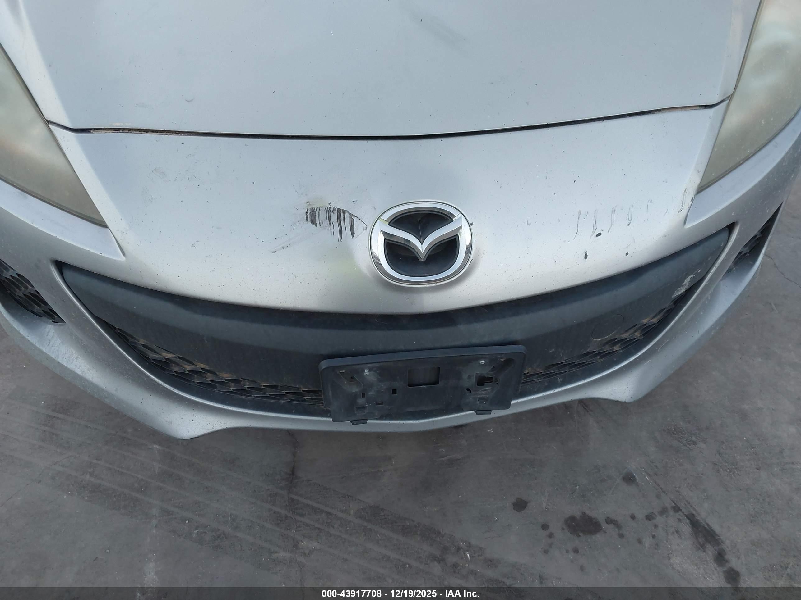 MAZDA MAZDA3 image 6