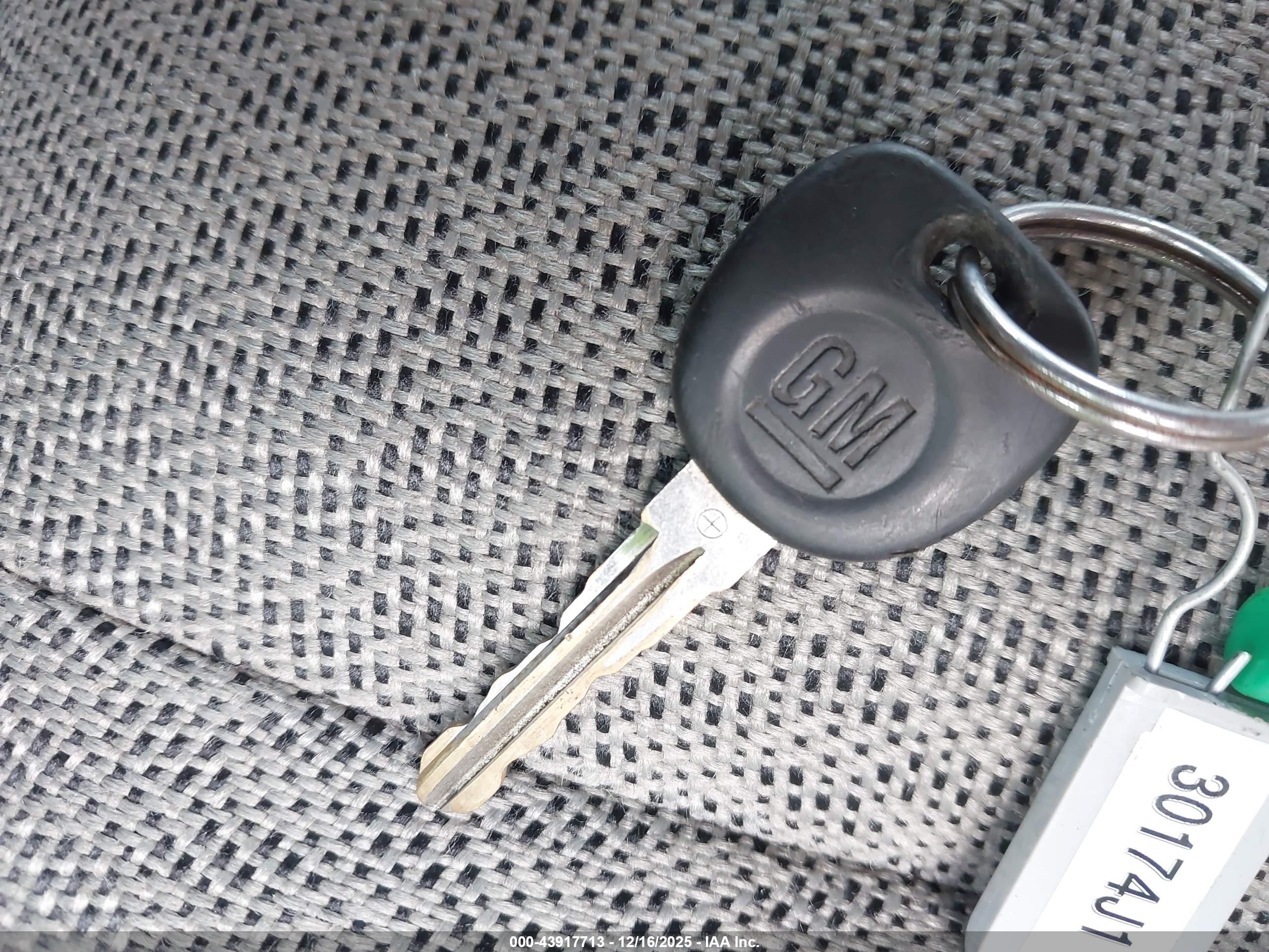 GMC SAVANA image 11