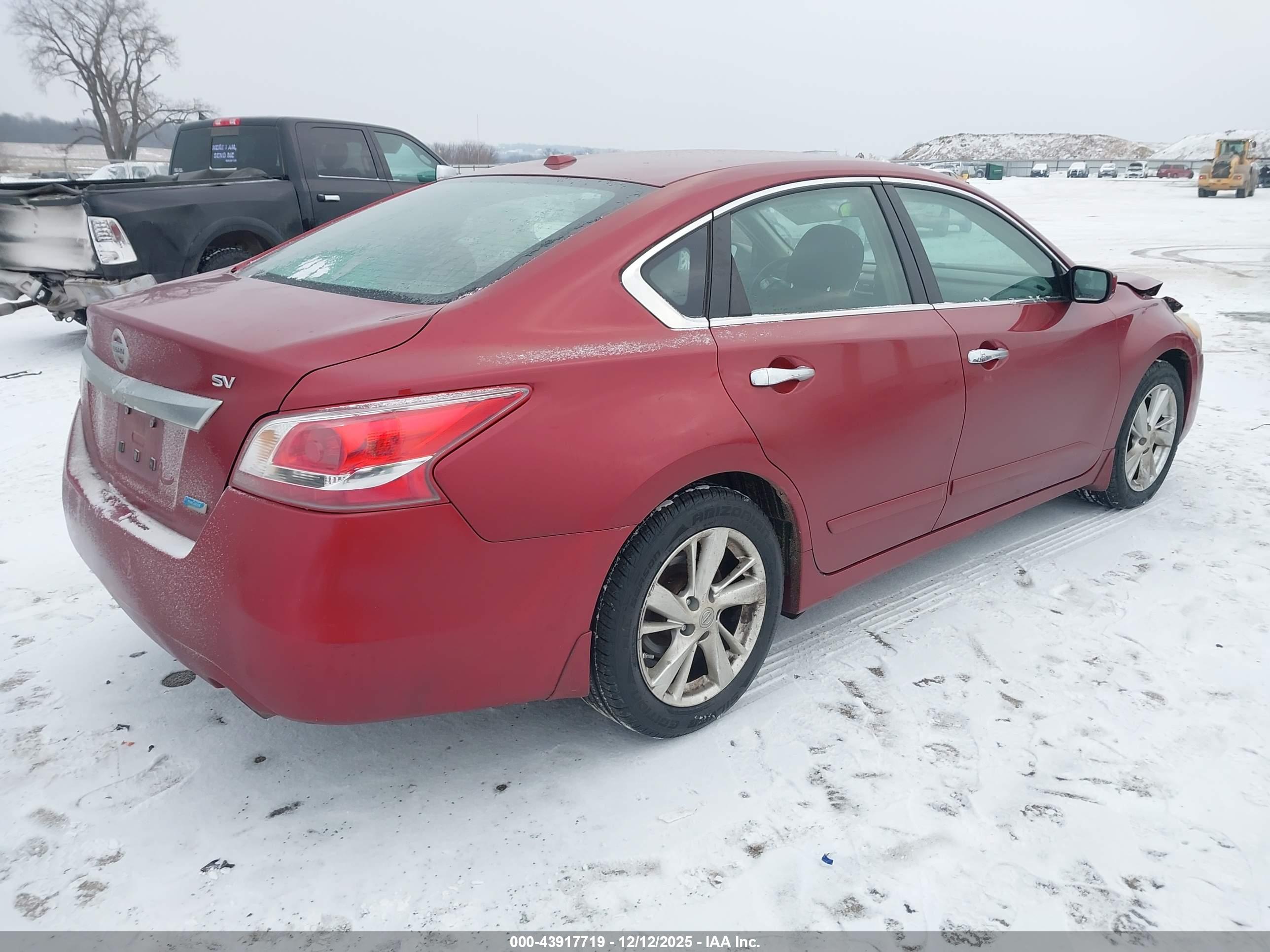 NISSAN ALTIMA image 4
