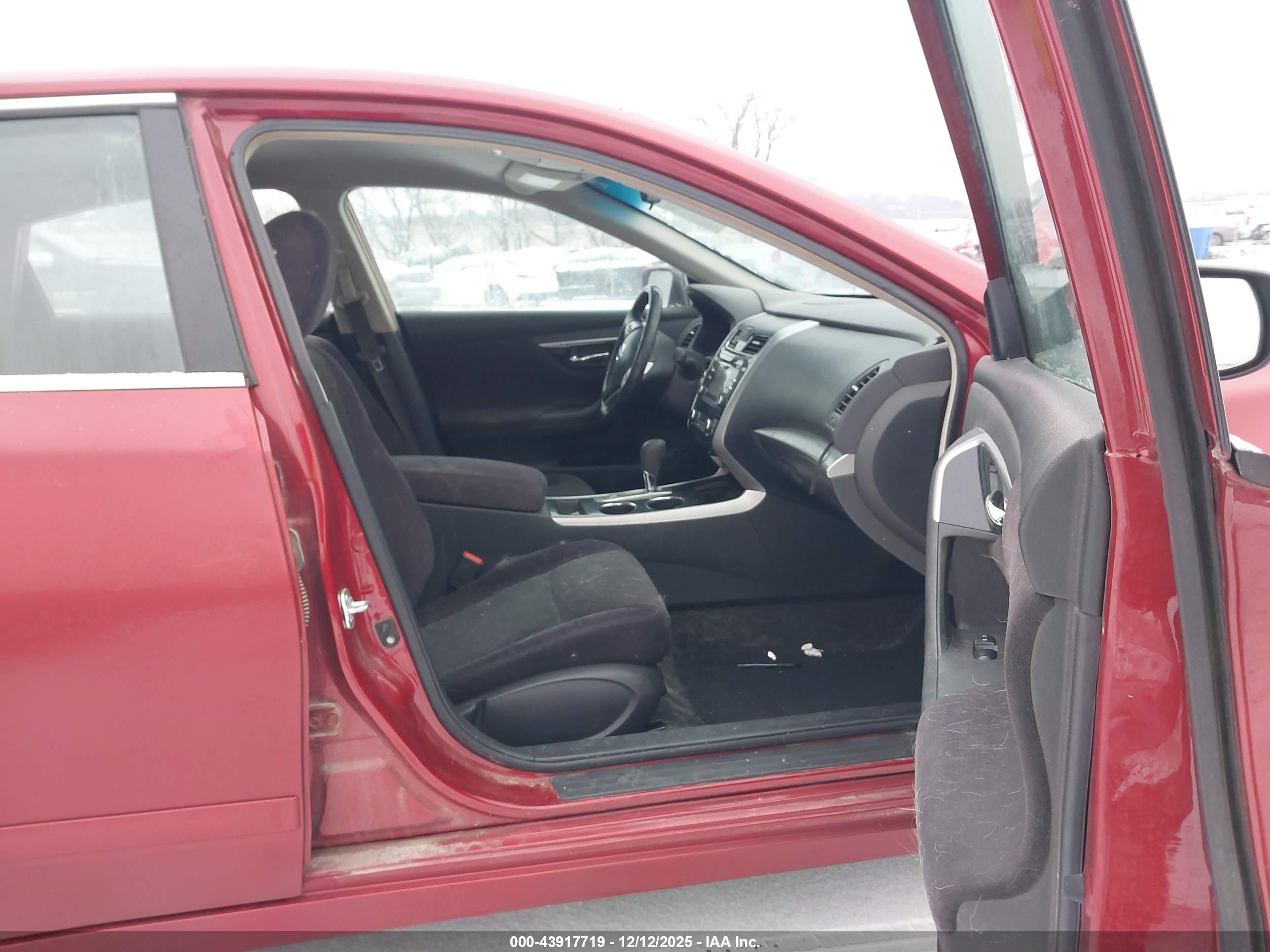 NISSAN ALTIMA image 5