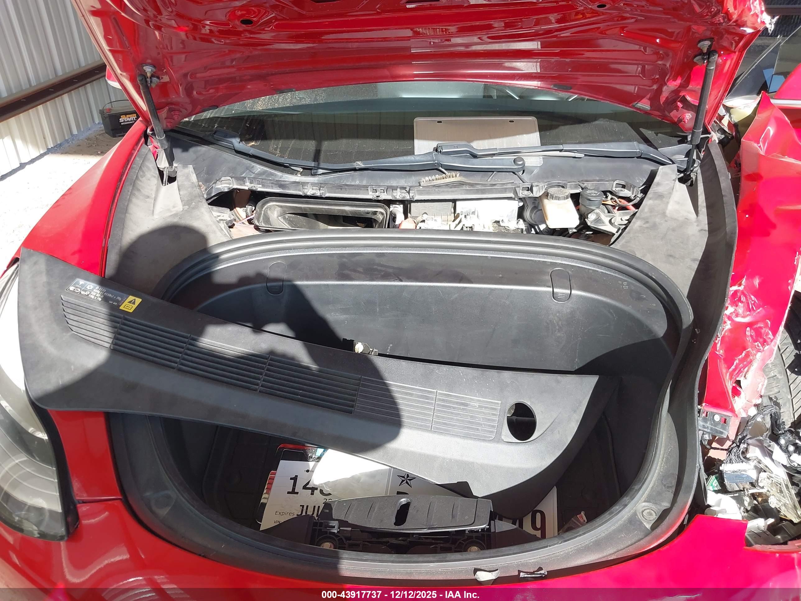 TESLA MODEL image 10