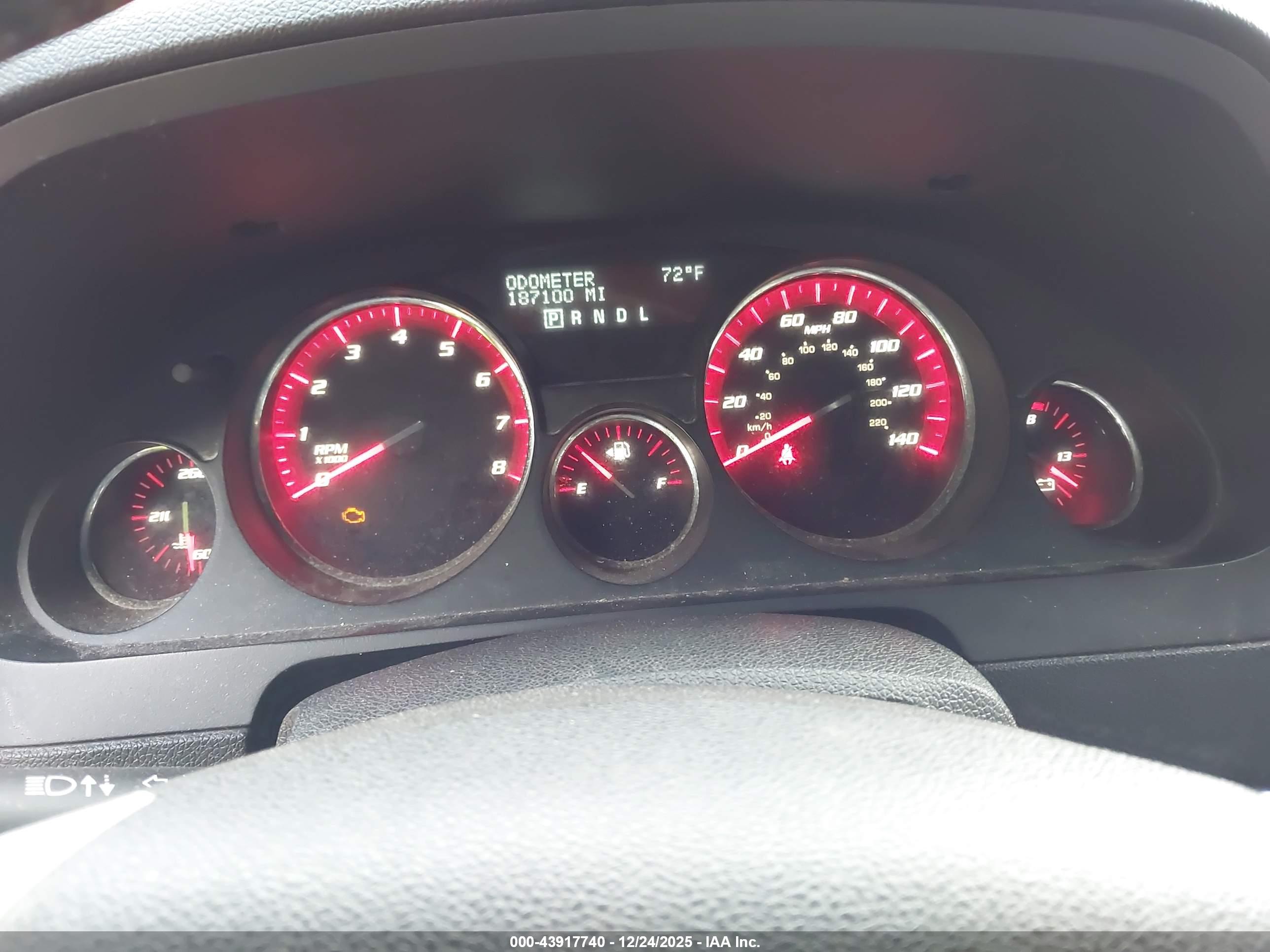 GMC ACADIA image 7
