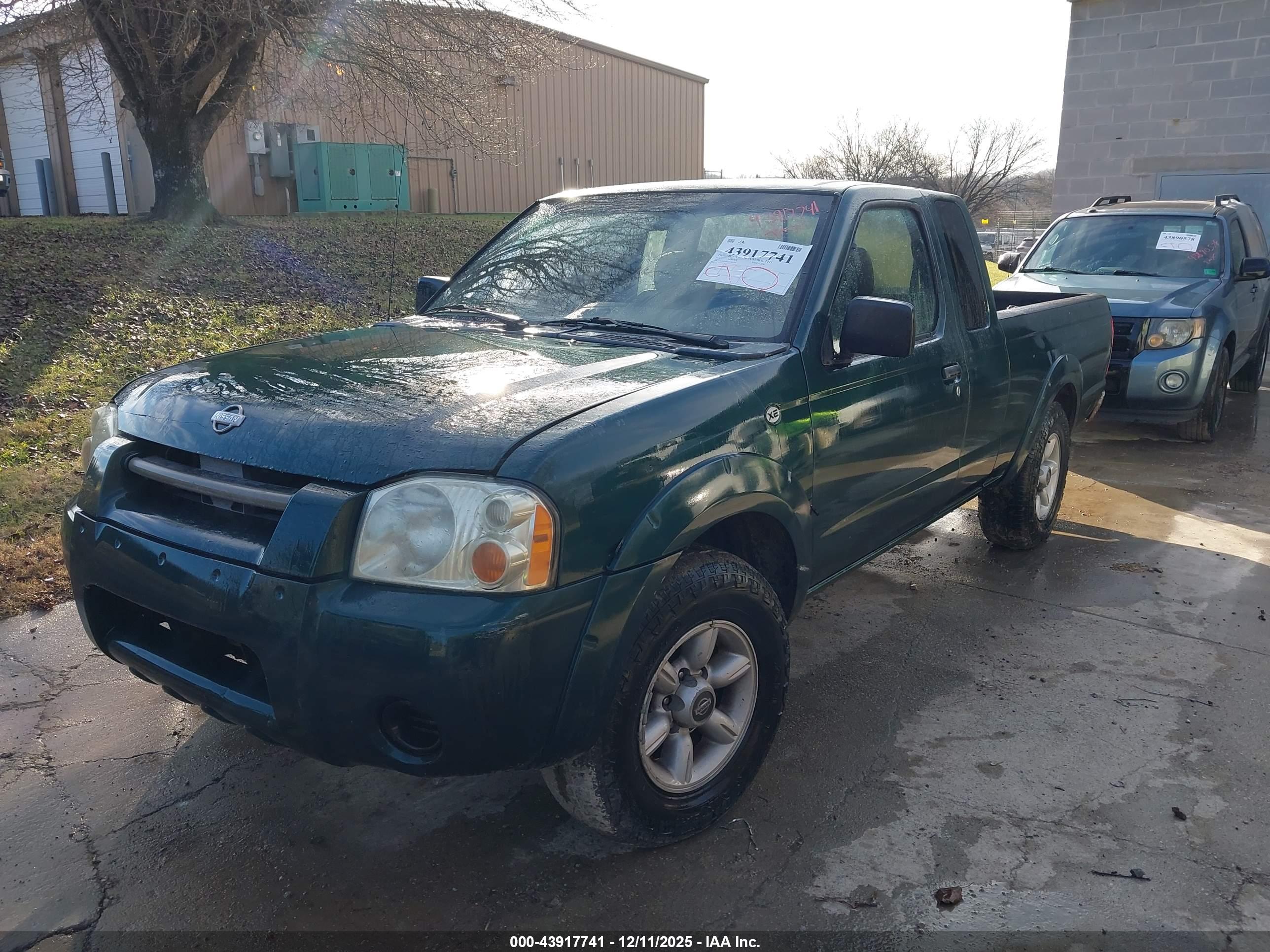 NISSAN FRONTIER image 2