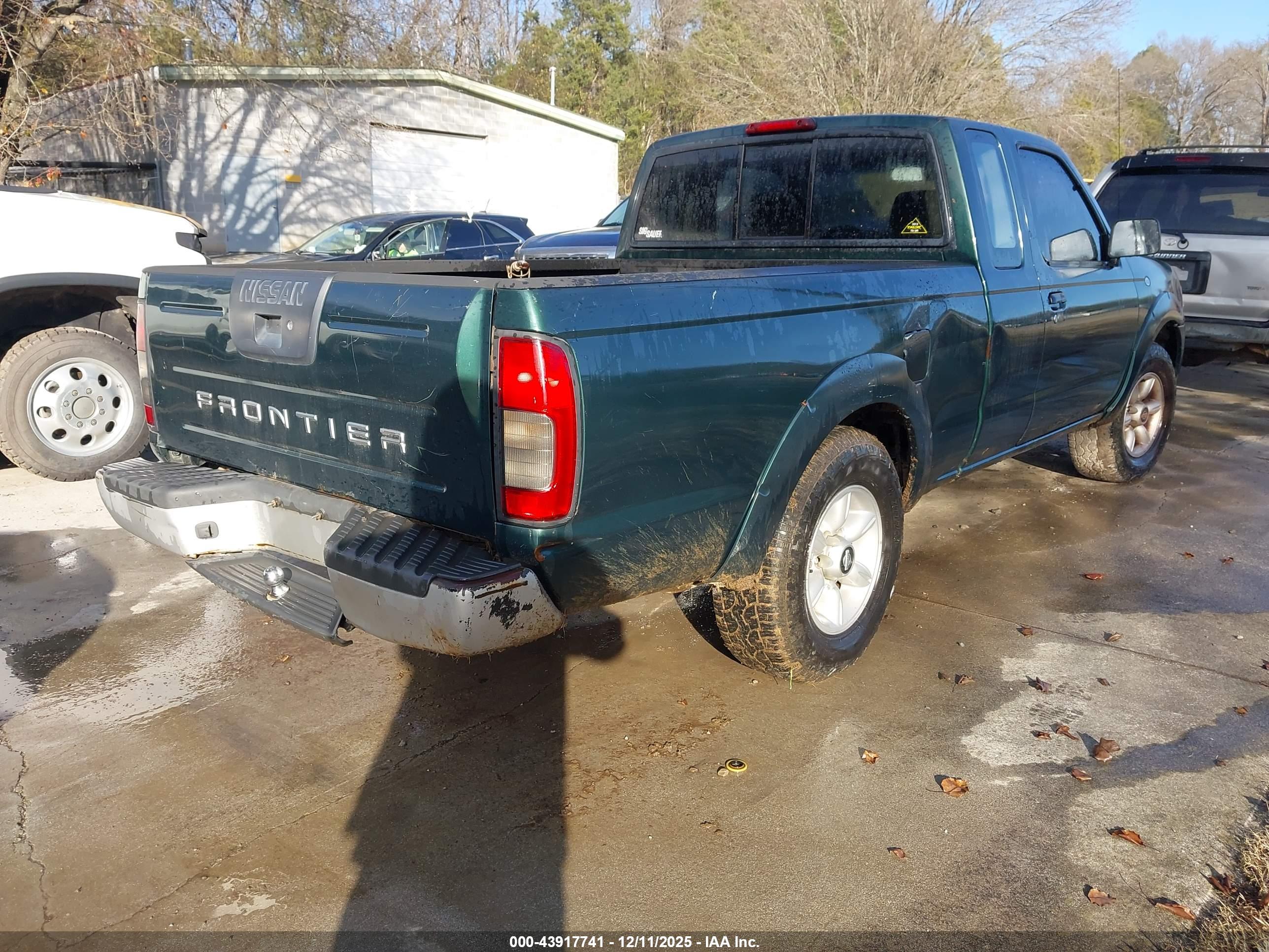 NISSAN FRONTIER image 4