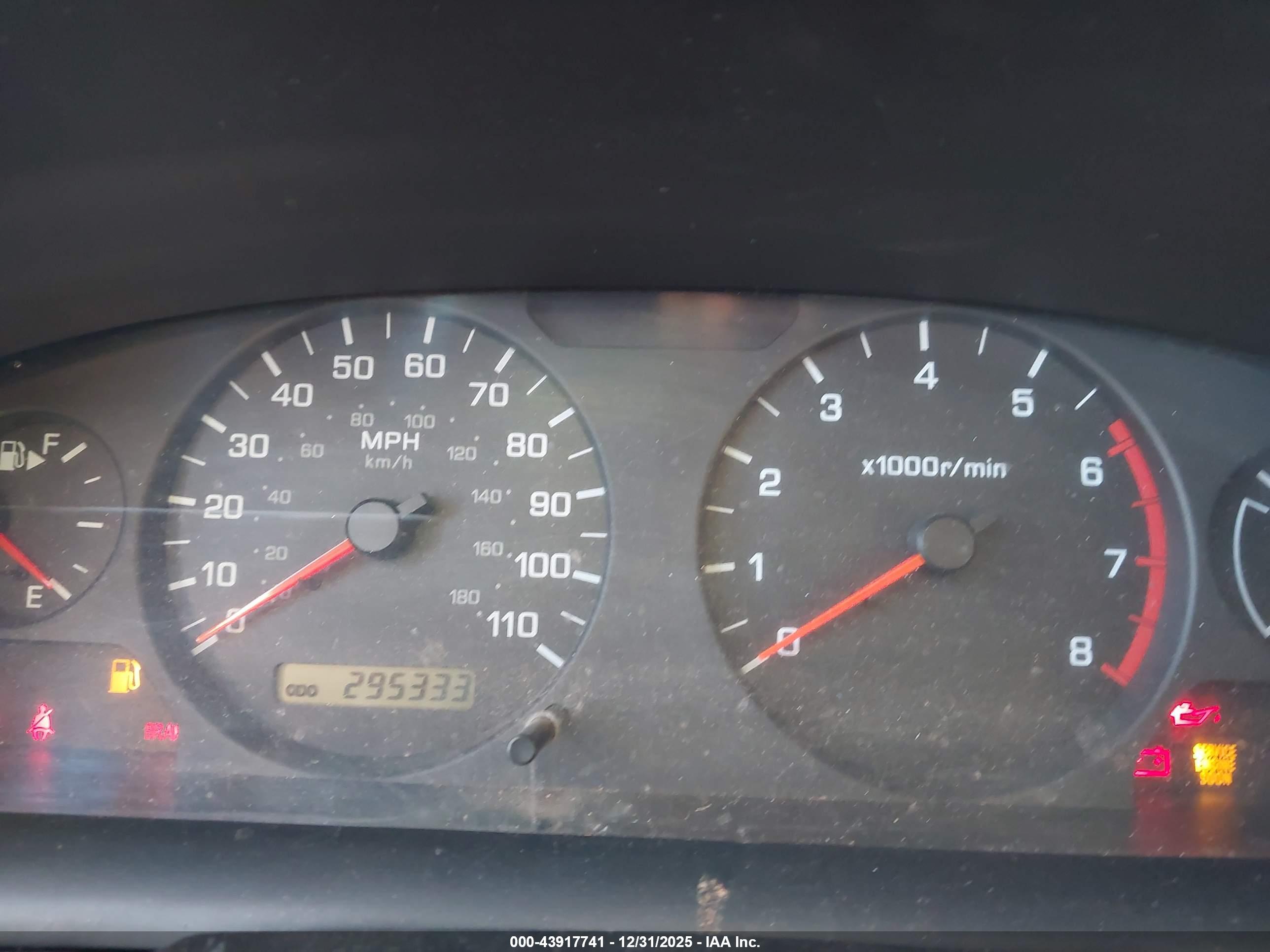 NISSAN FRONTIER image 7