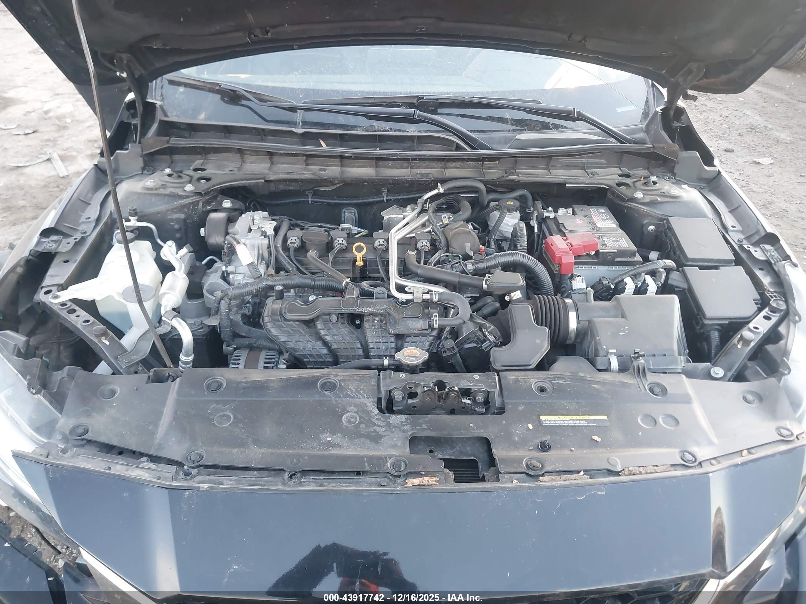 NISSAN ALTIMA image 10