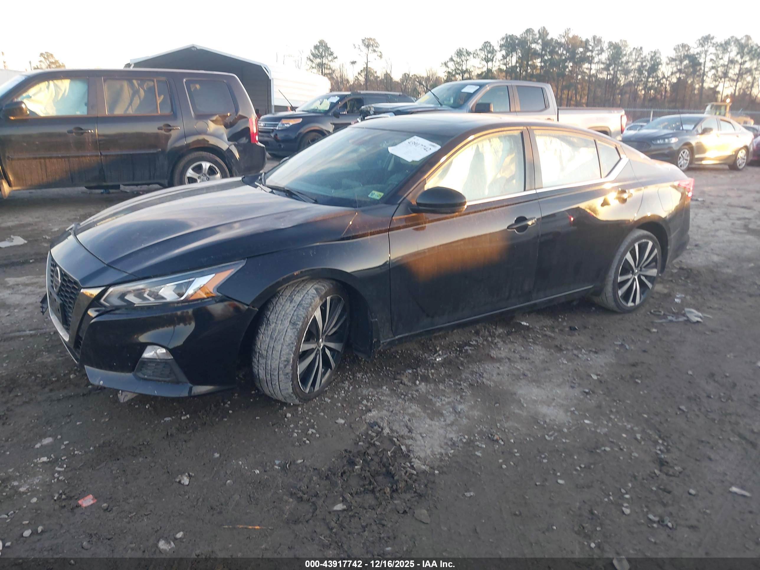 NISSAN ALTIMA image 2