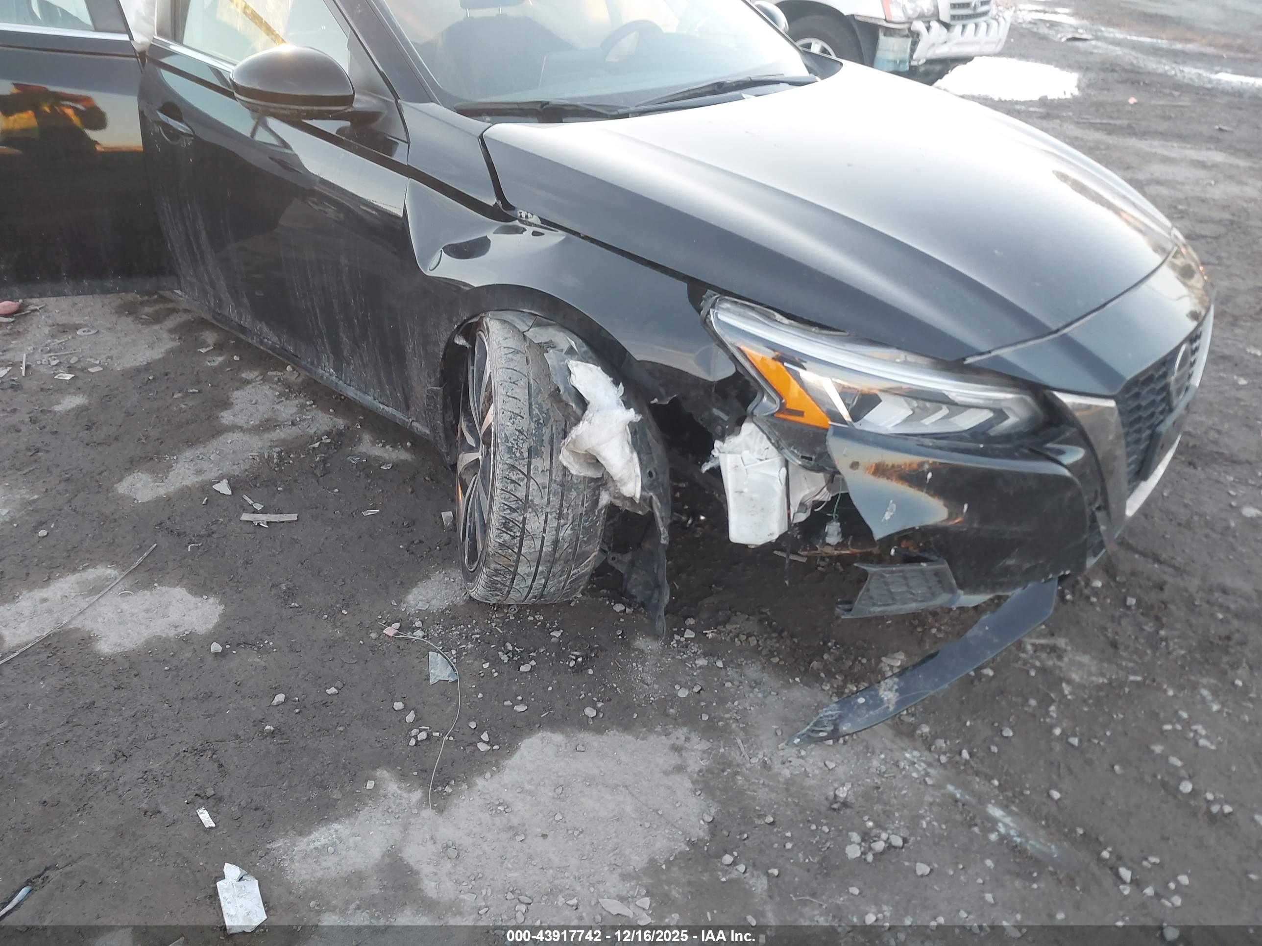 NISSAN ALTIMA image 6