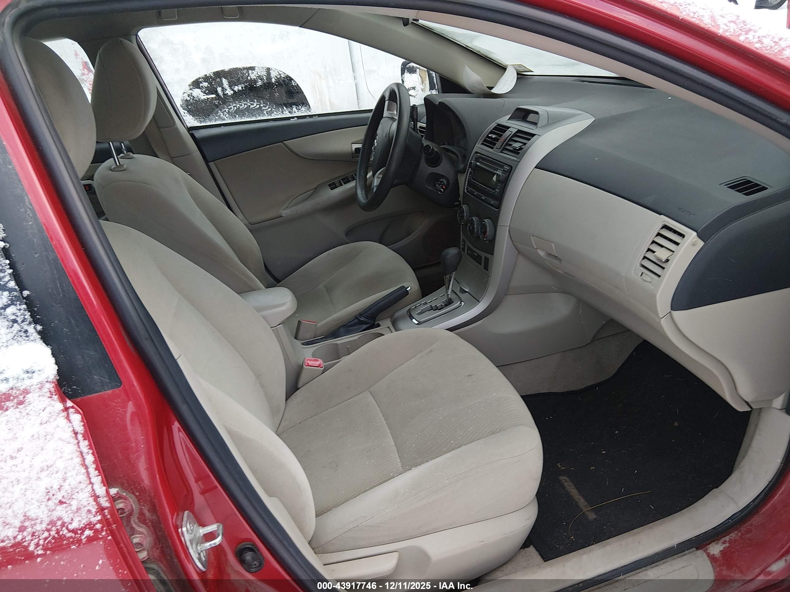 TOYOTA COROLLA image 5