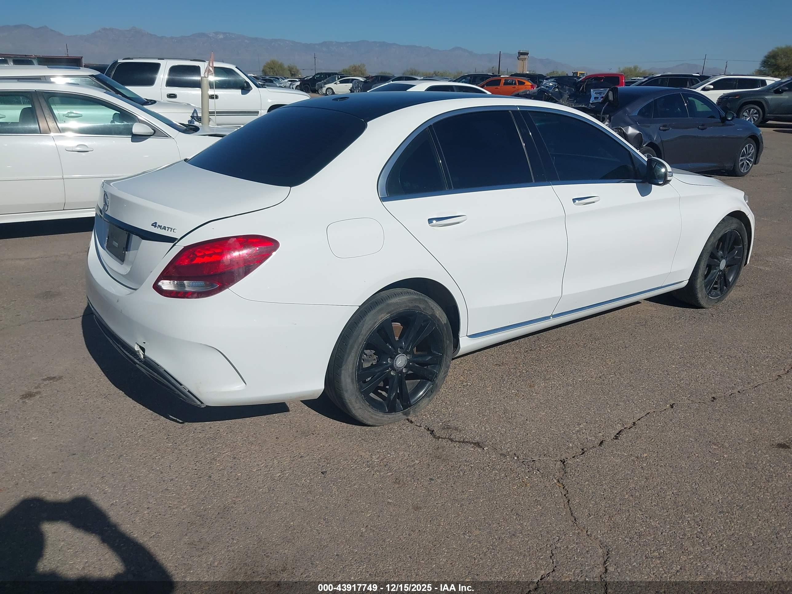 MERCEDES-BENZ C image 4