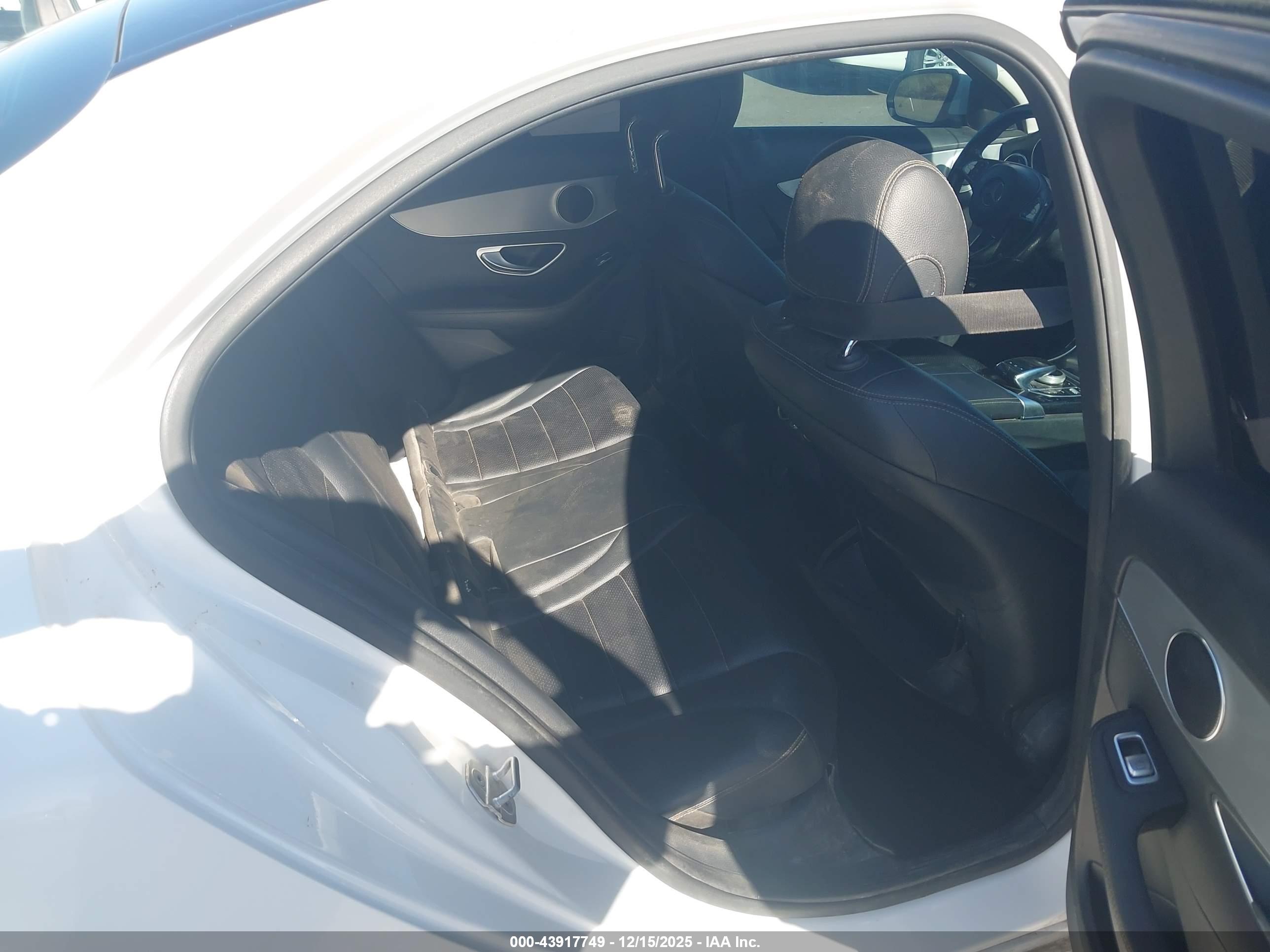 MERCEDES-BENZ C image 8
