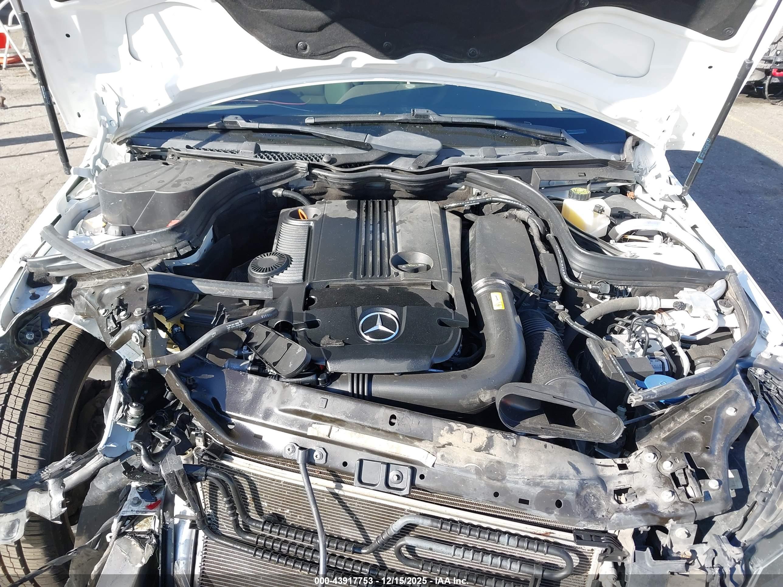 MERCEDES-BENZ C image 10