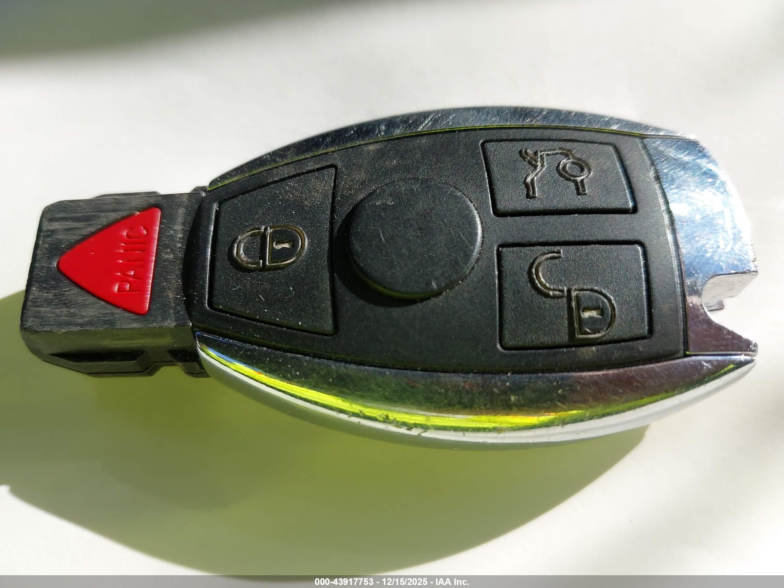 MERCEDES-BENZ C image 11