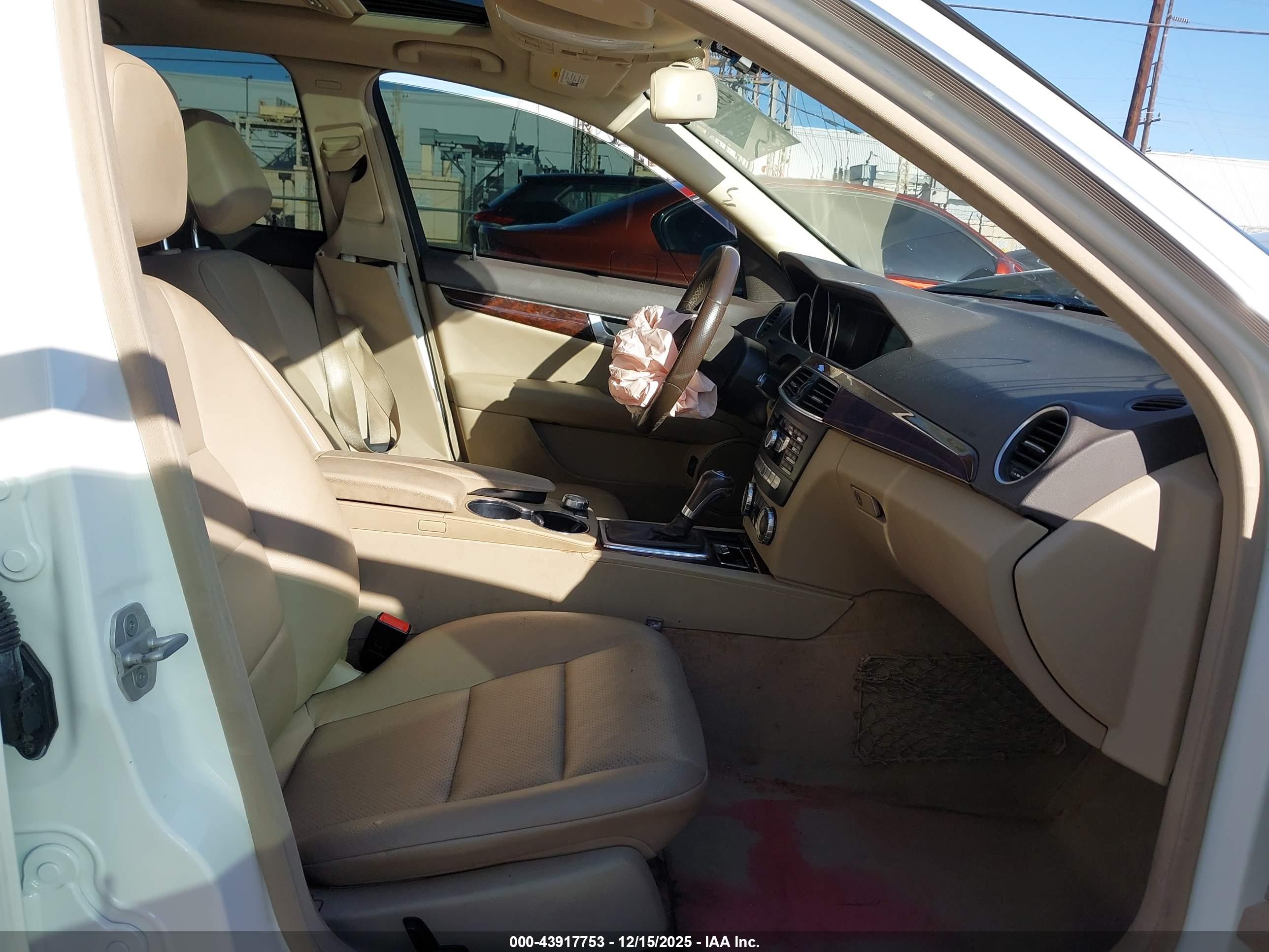 MERCEDES-BENZ C image 5