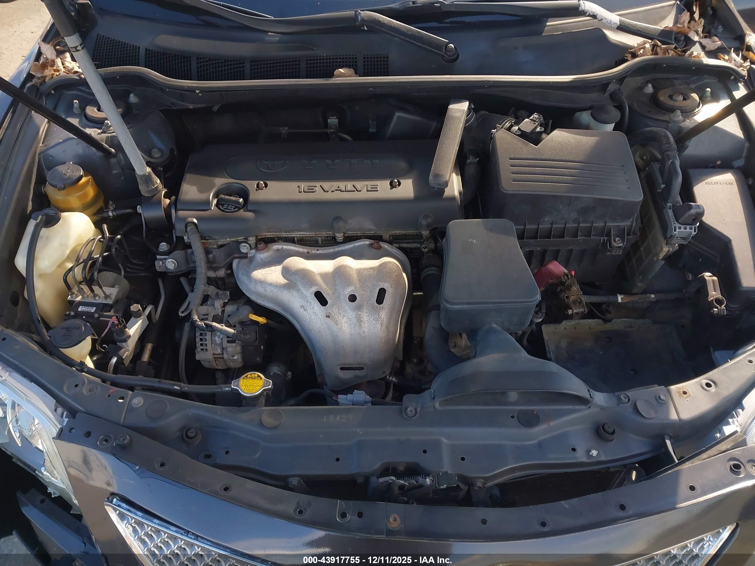 TOYOTA CAMRY image 10
