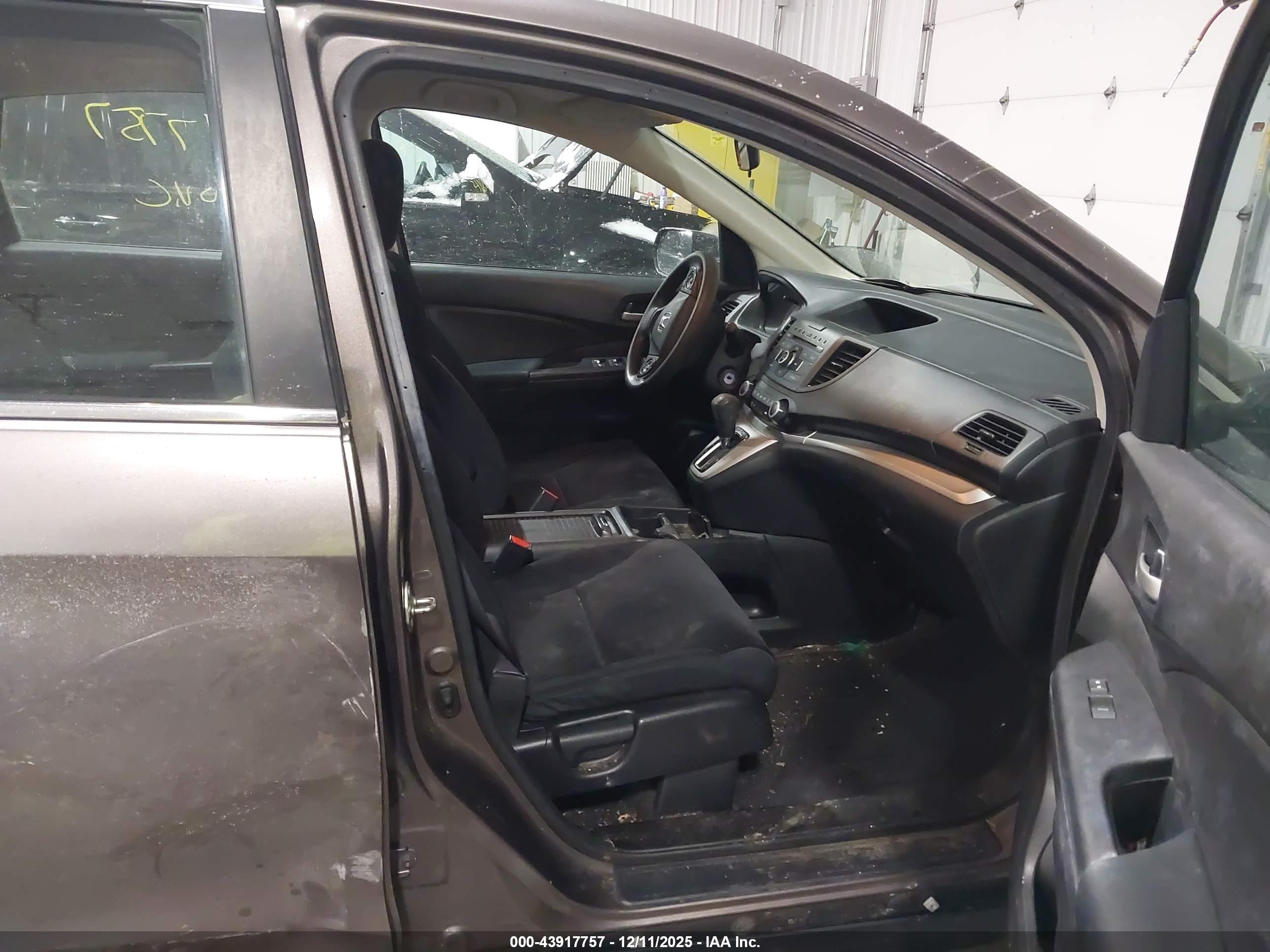 HONDA CR-V image 5