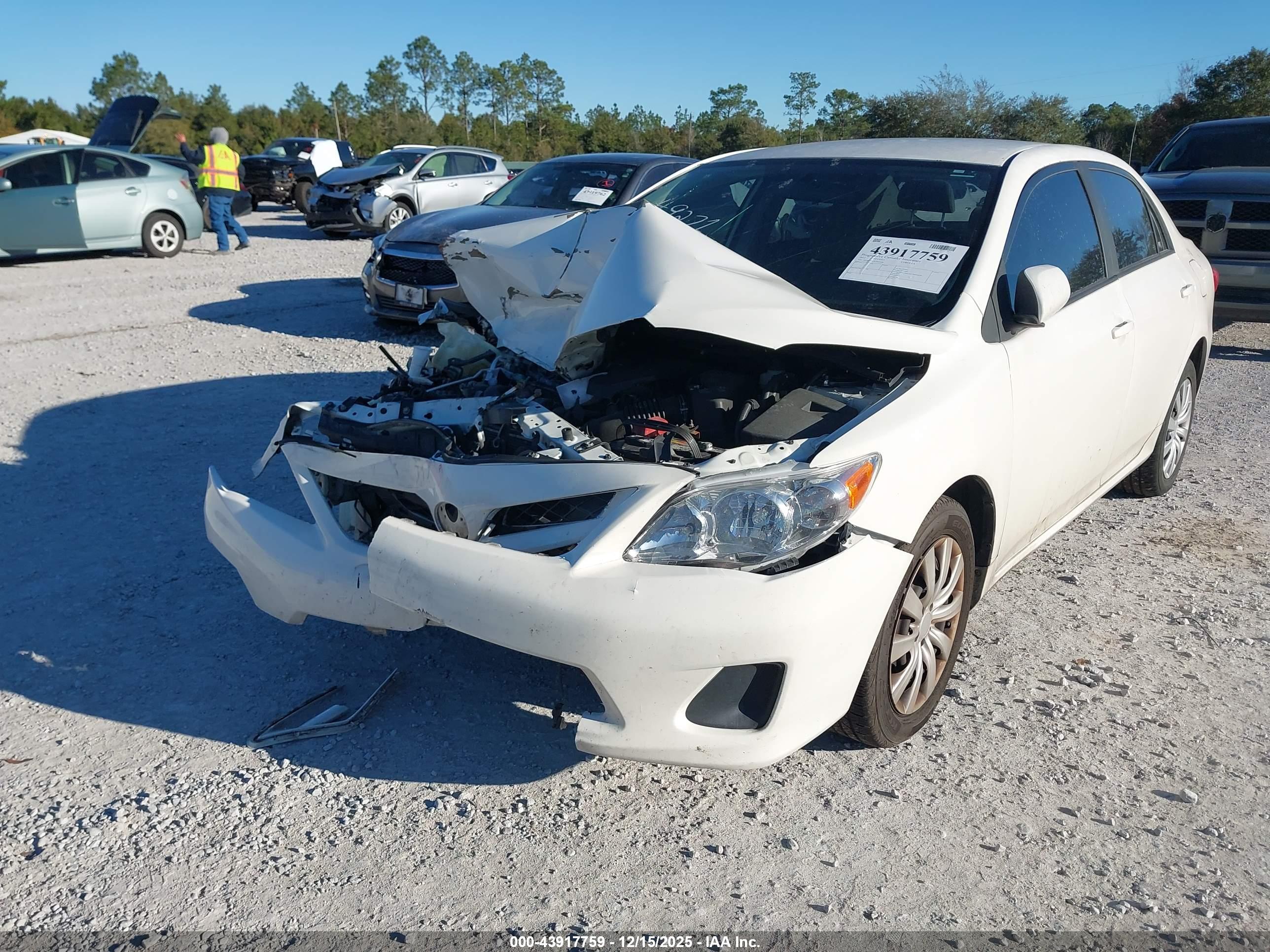 TOYOTA COROLLA image 6