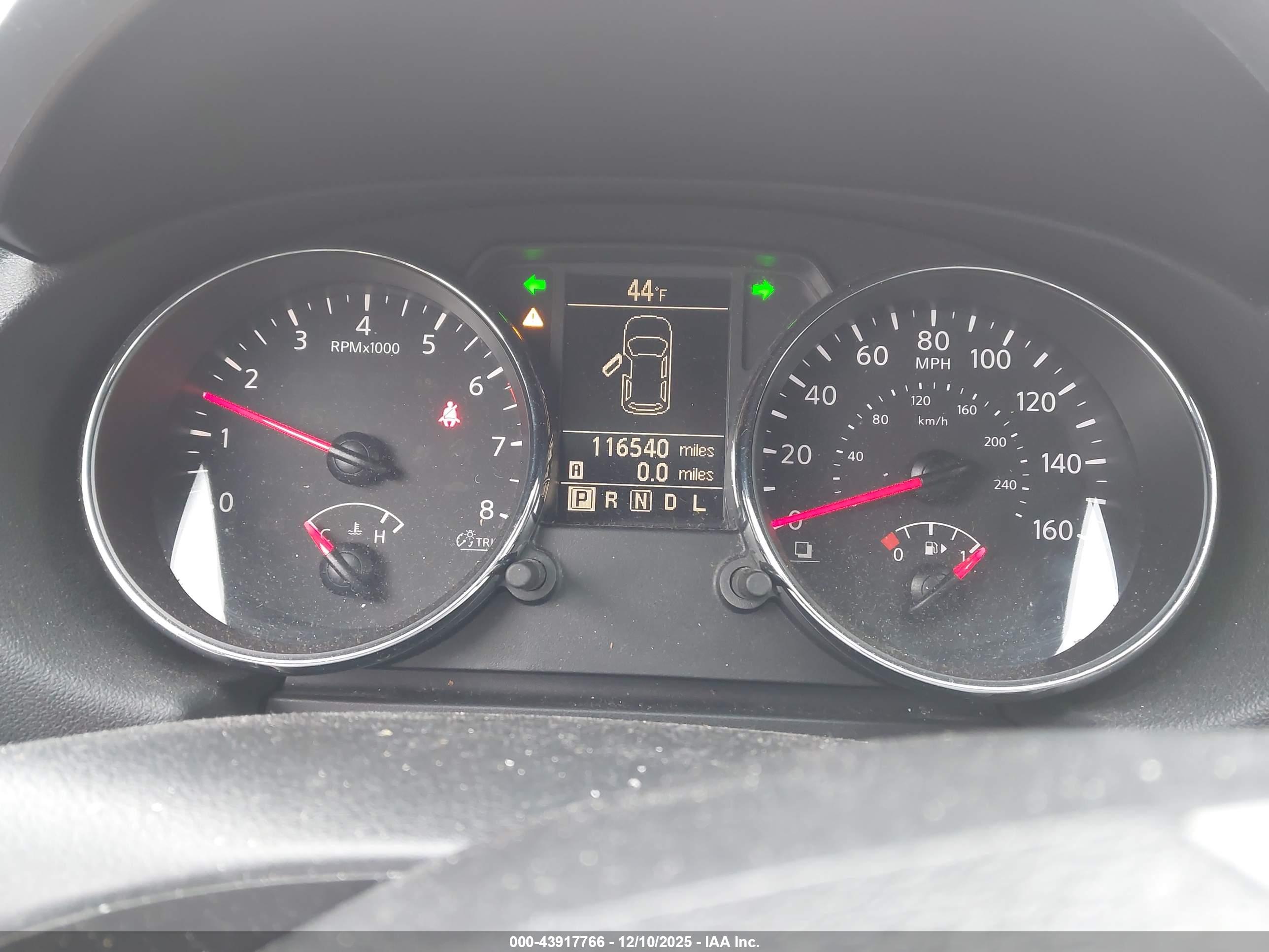 NISSAN ROGUE image 7