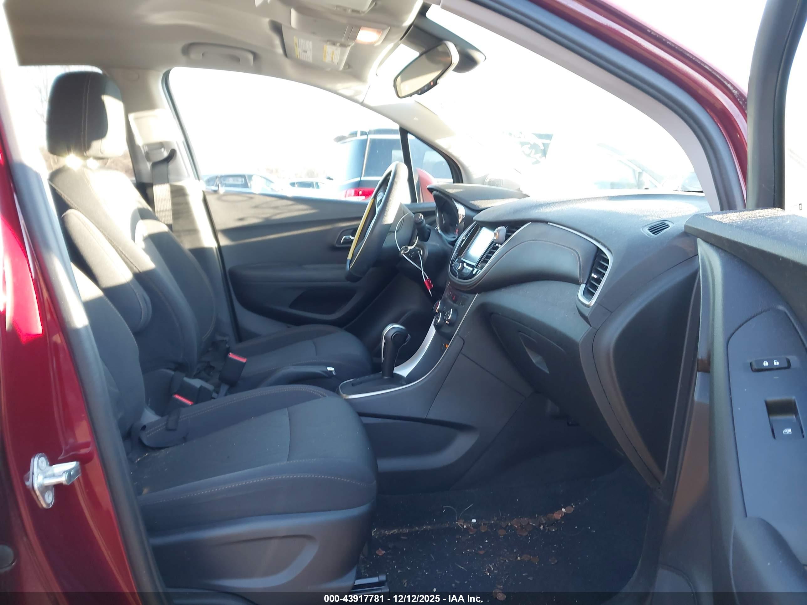 CHEVROLET TRAX image 5