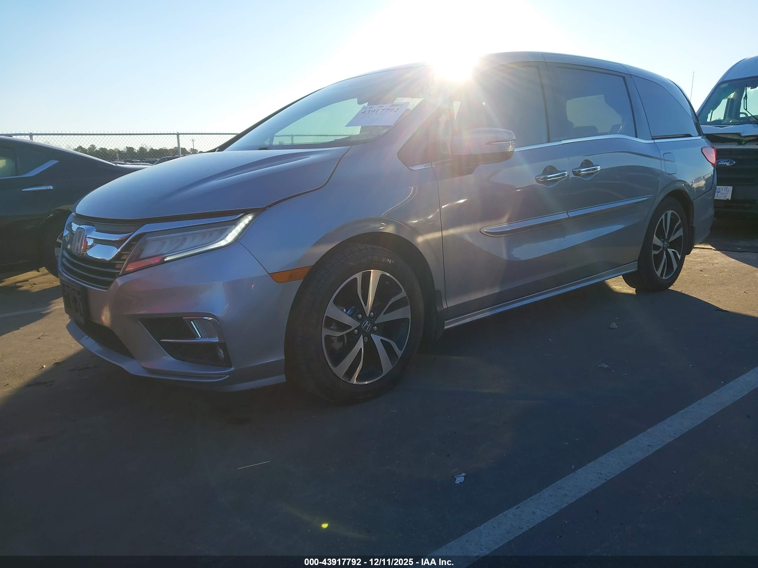 HONDA ODYSSEY image 2