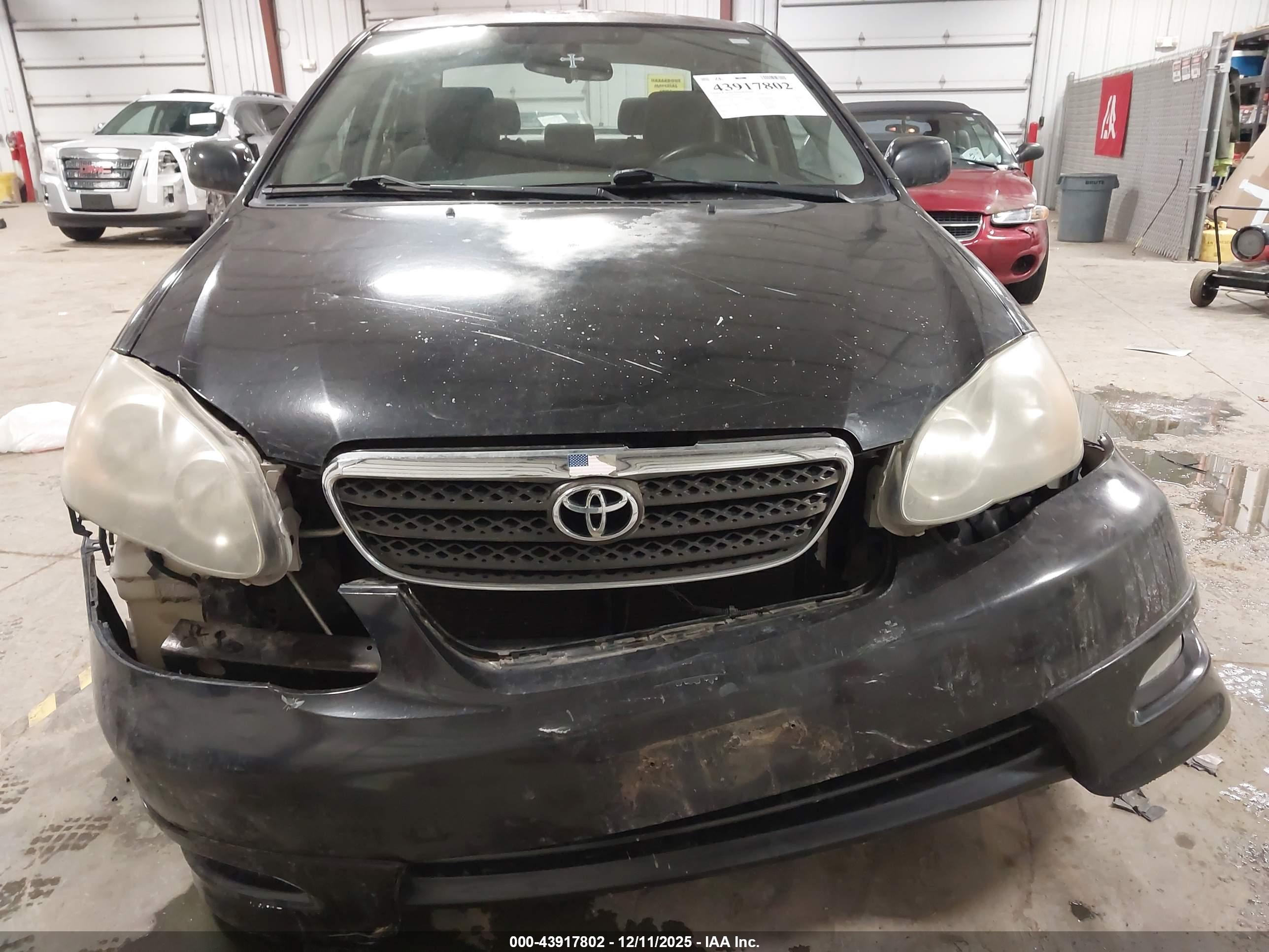 TOYOTA COROLLA image 6