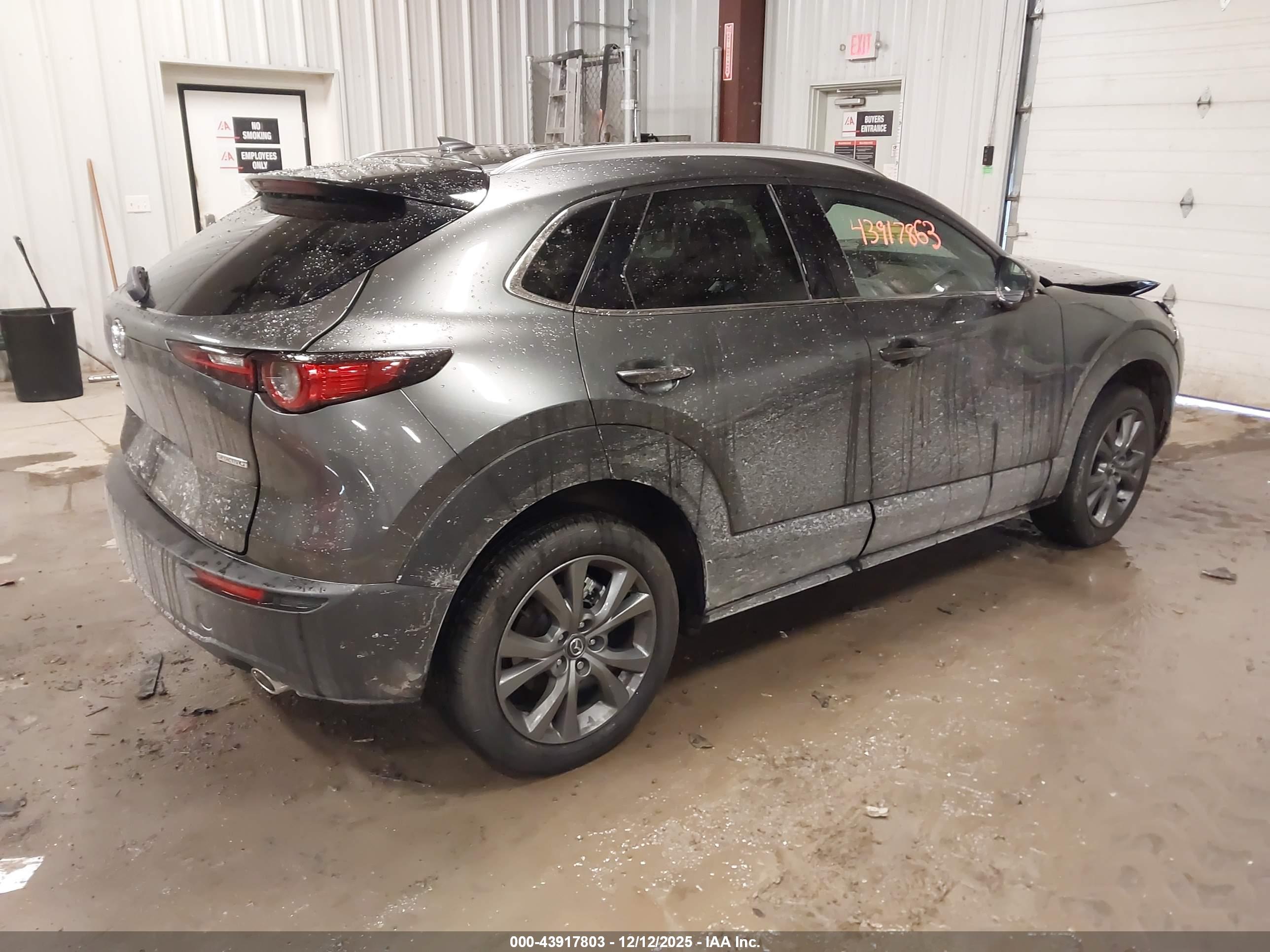 MAZDA CX-30 image 4