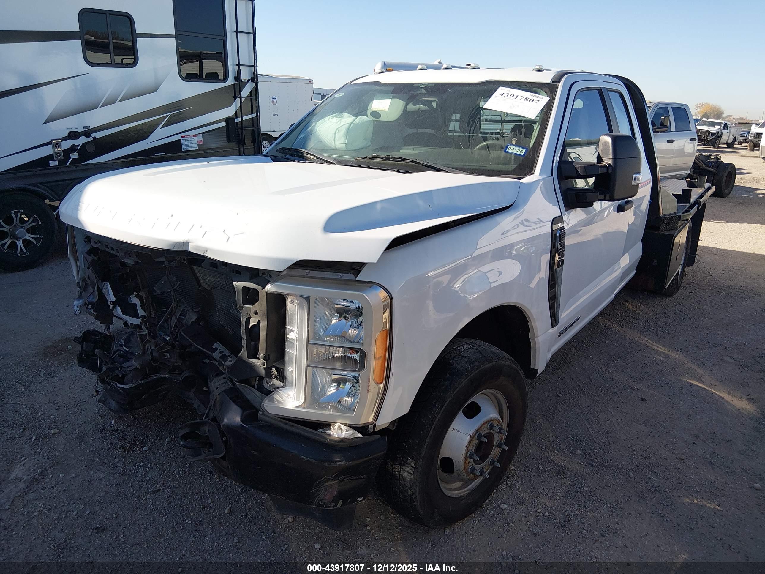 FORD F-350 image 2