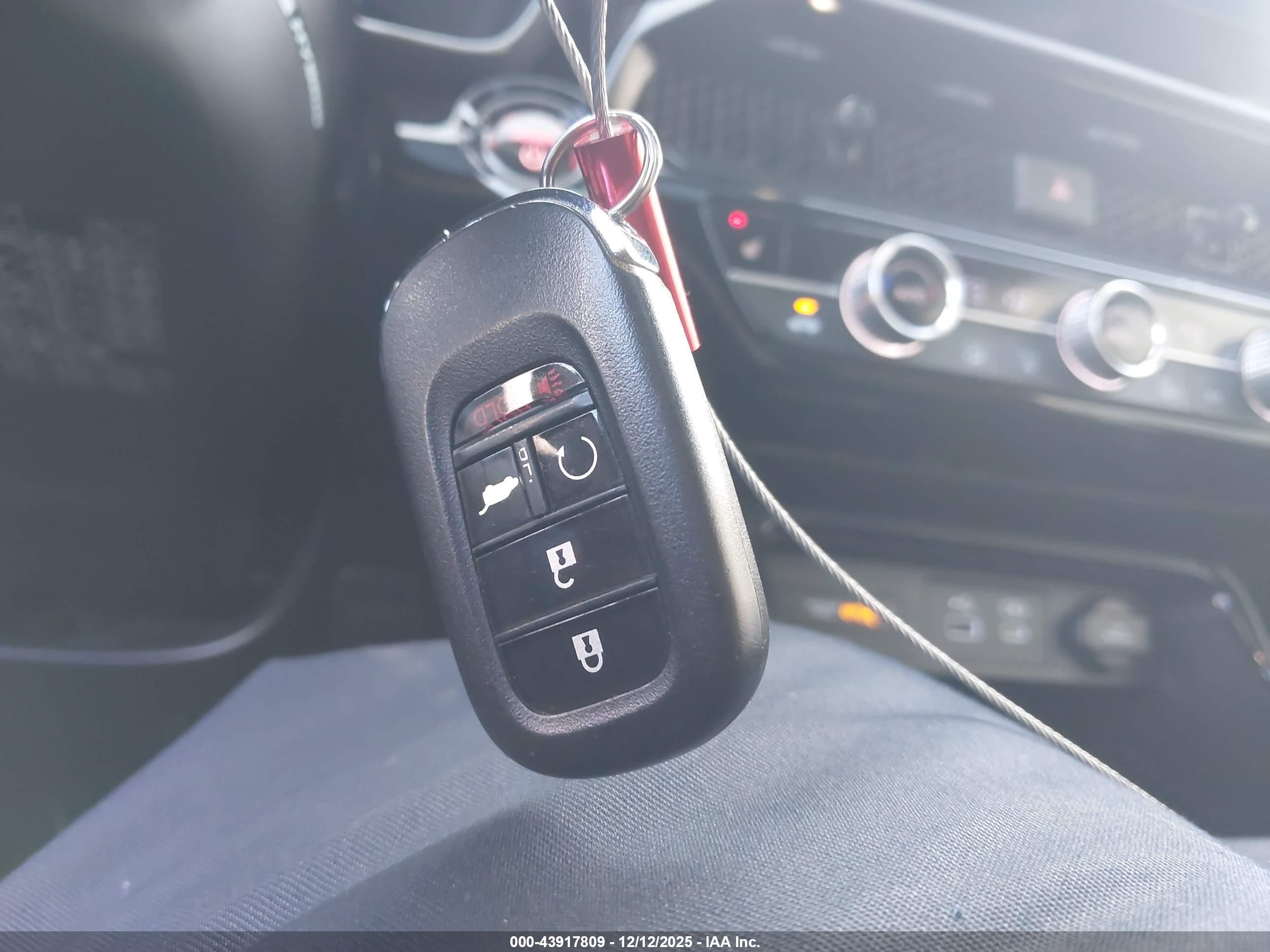 HONDA CR-V image 11