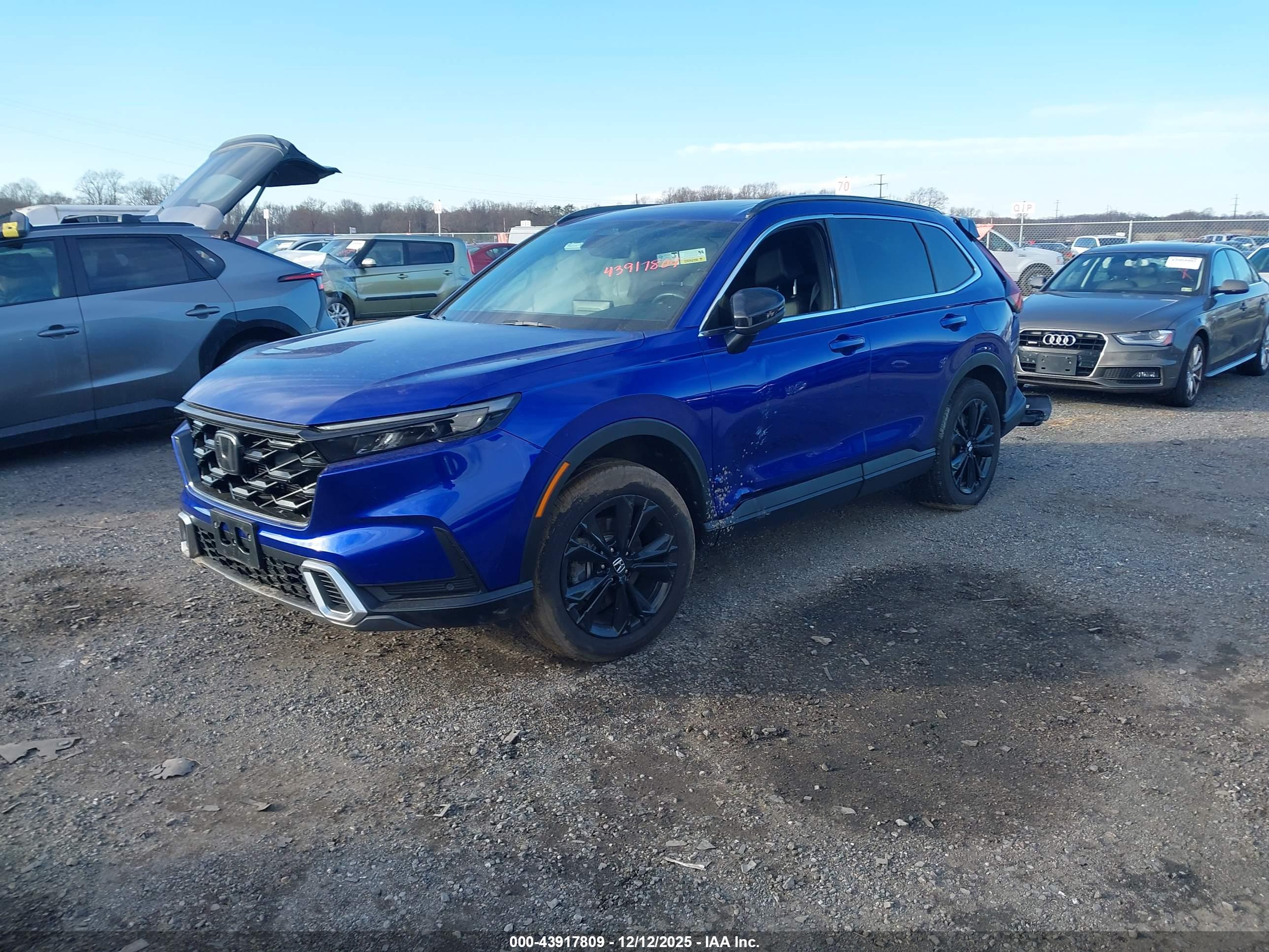 HONDA CR-V image 2