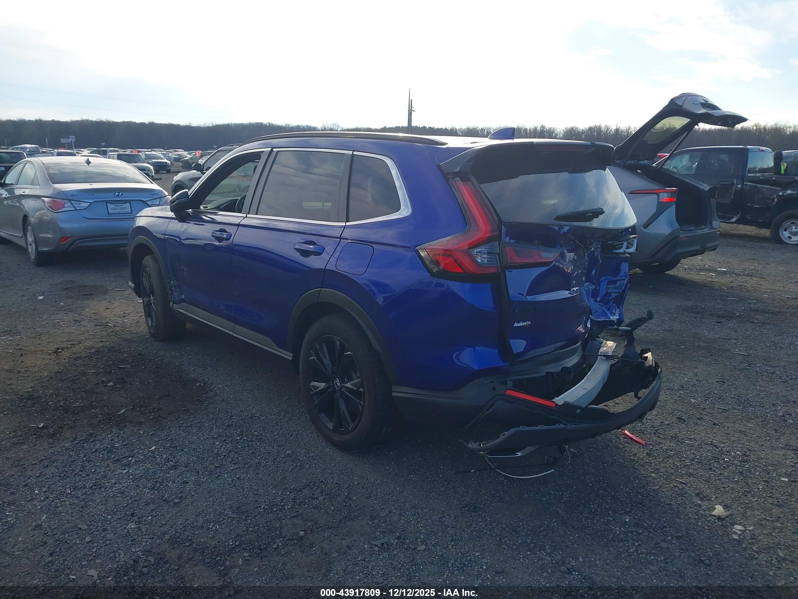 HONDA CR-V image 3