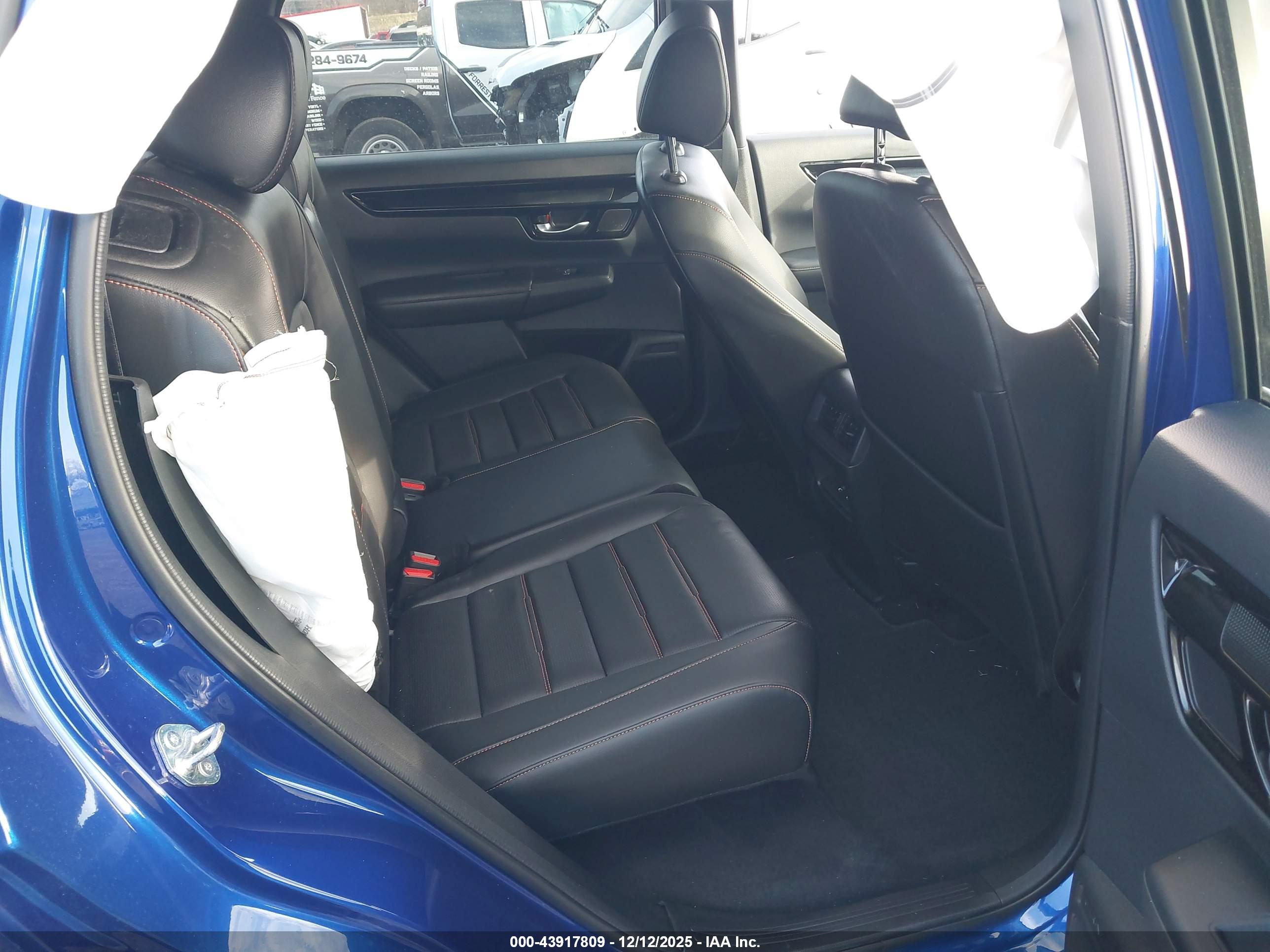 HONDA CR-V image 8