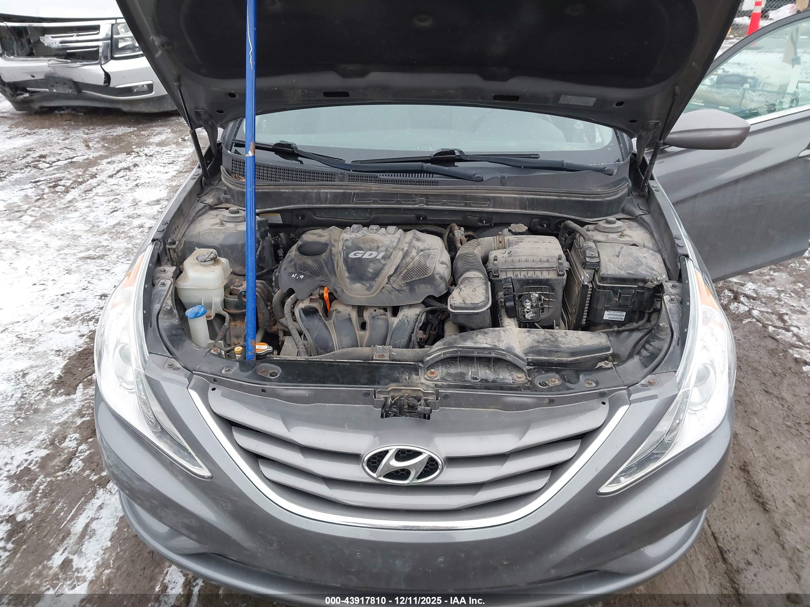 HYUNDAI SONATA image 10